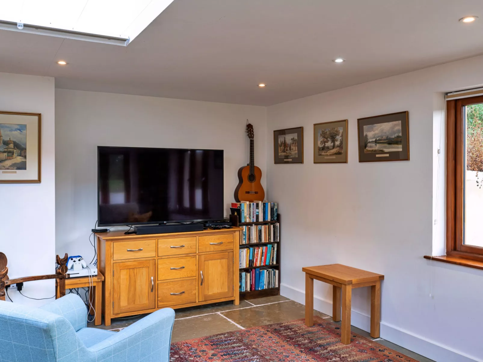 Lower Netherdowns-Binnen