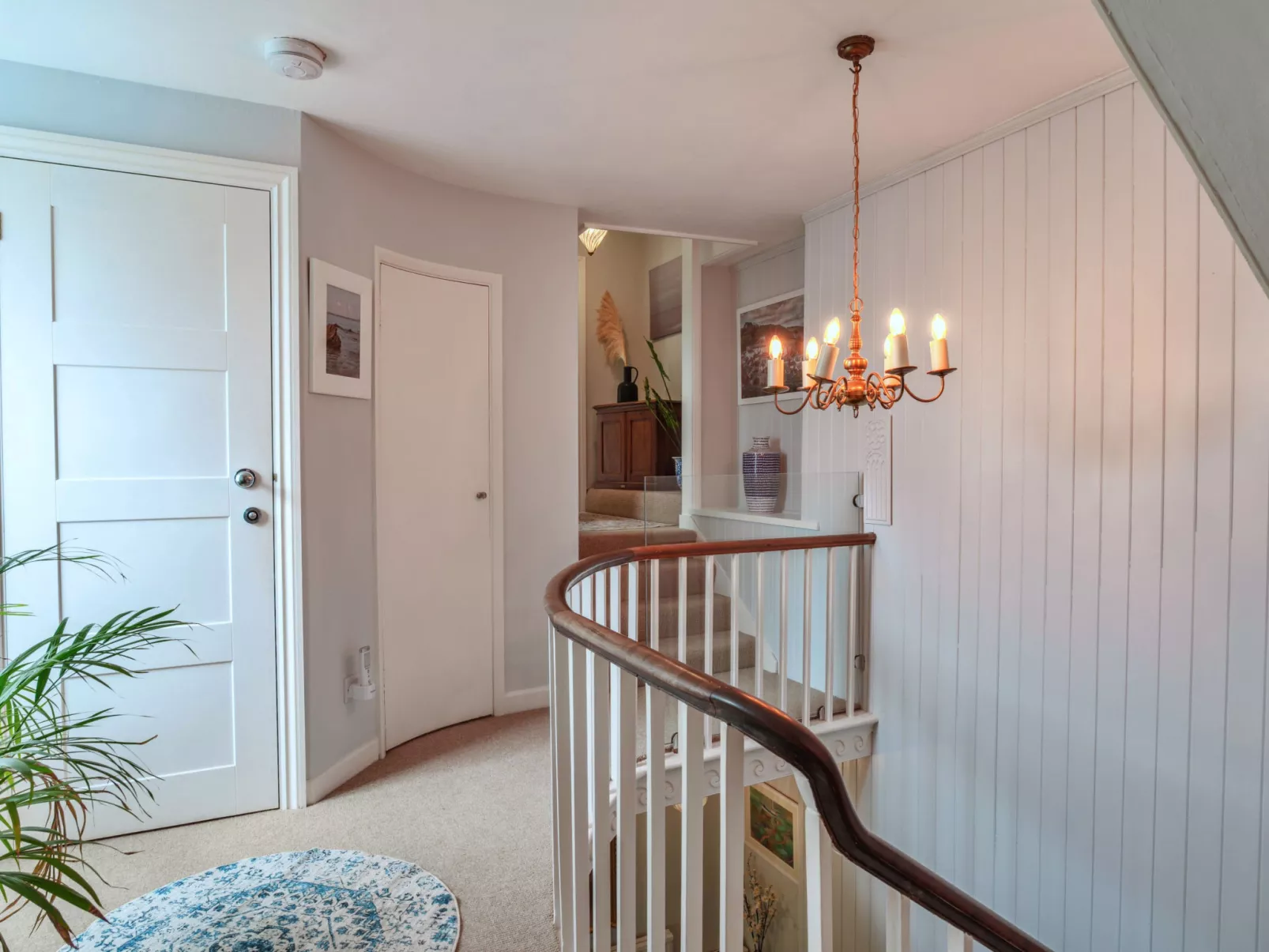 Hillside House-Binnen