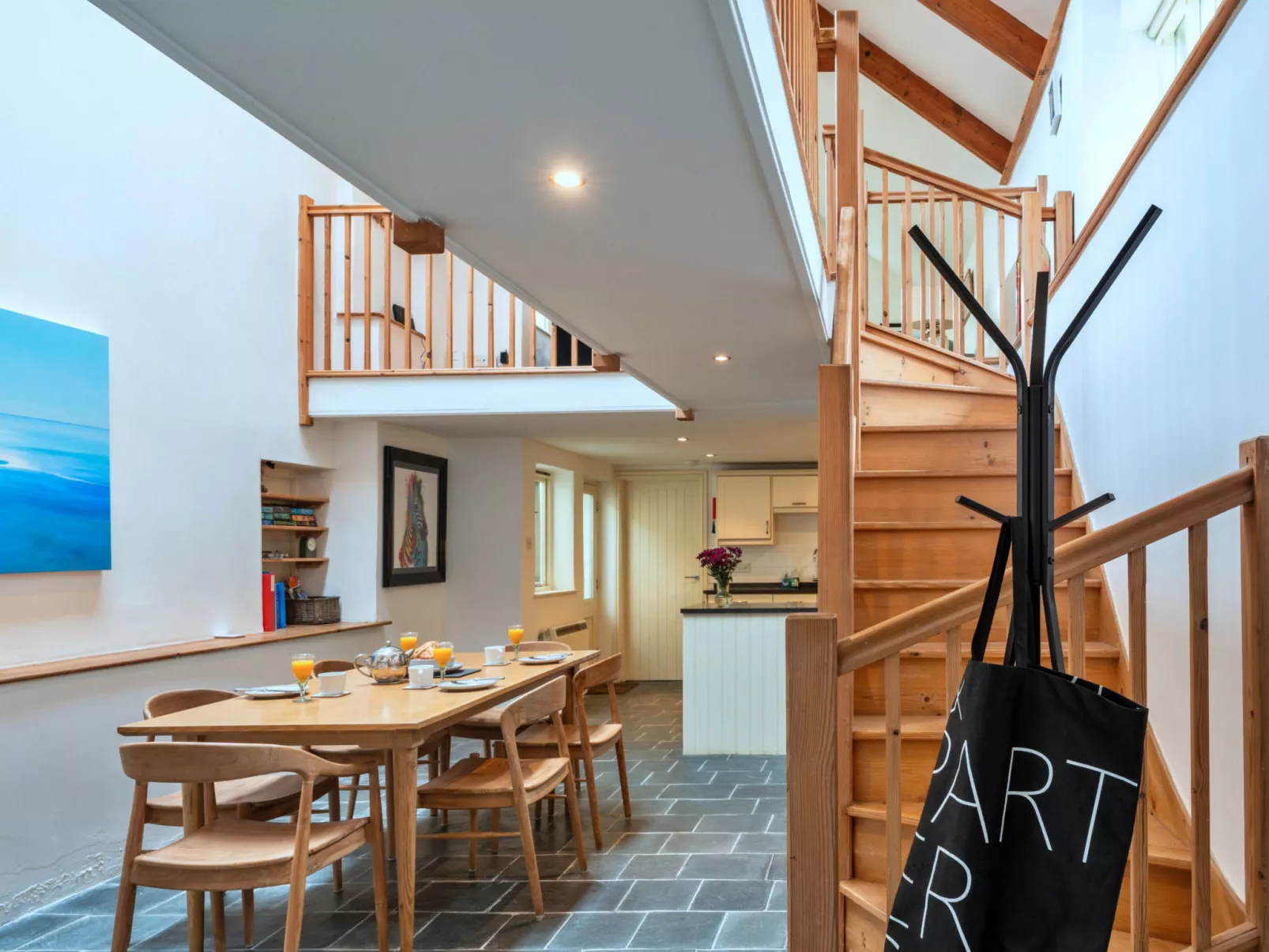 The Old Store-Binnen