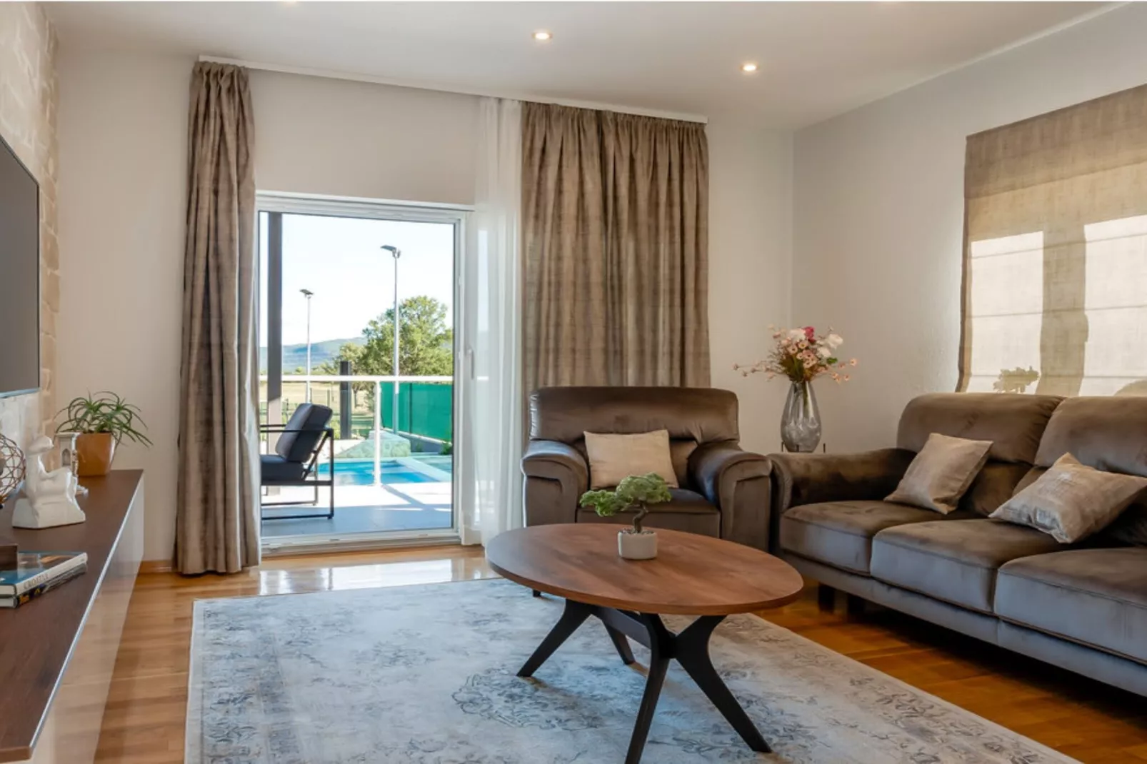 Villa Tomić Drniš - Siverić-Binnen