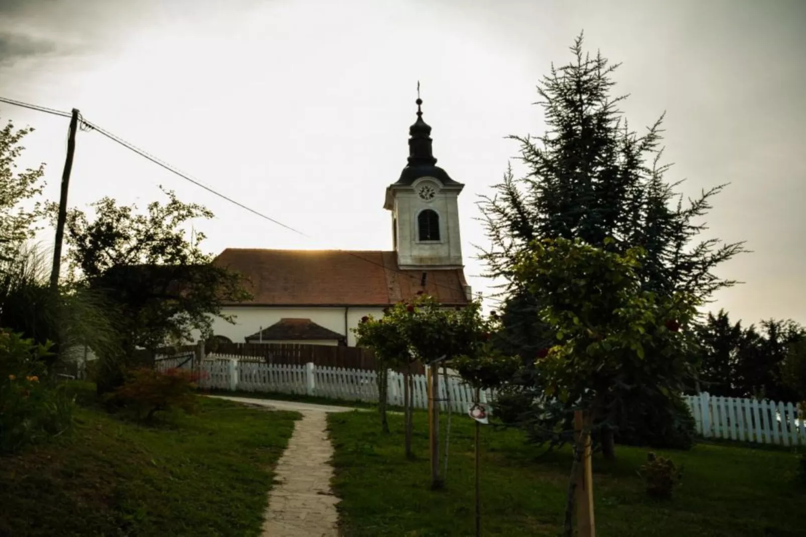 Zevnik Quiet Retreat with Stunning Views and Equestrian Activities - One Bedroom Apartment-Buitenlucht