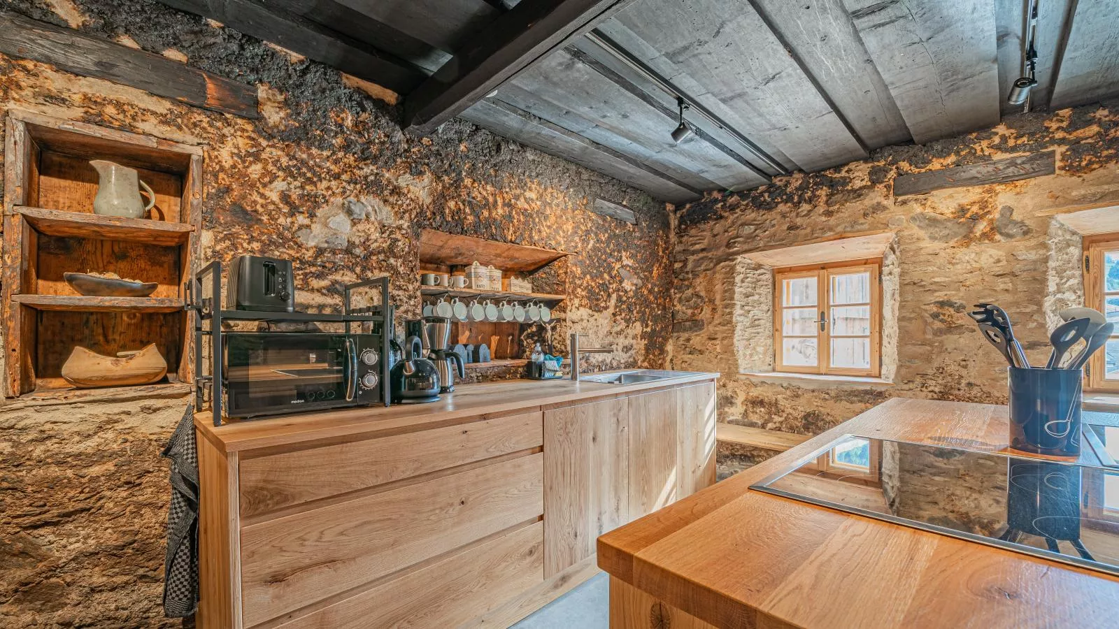 Raneburg 4 Almhaus-Keuken