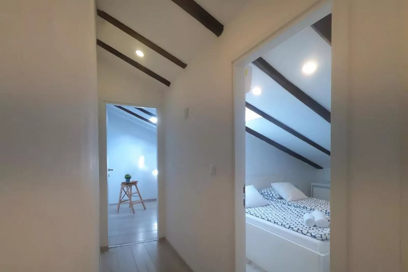 Apartments Blue Lavender - Two Bedroom Apartment - Binnen