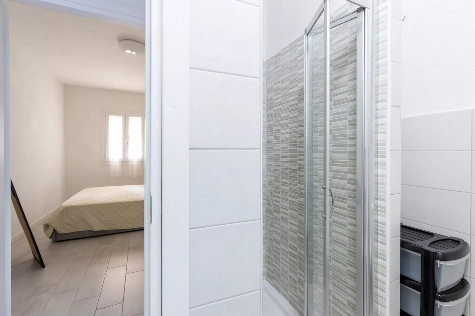 BILO 2 LI RUSSI 1P-Badkamer