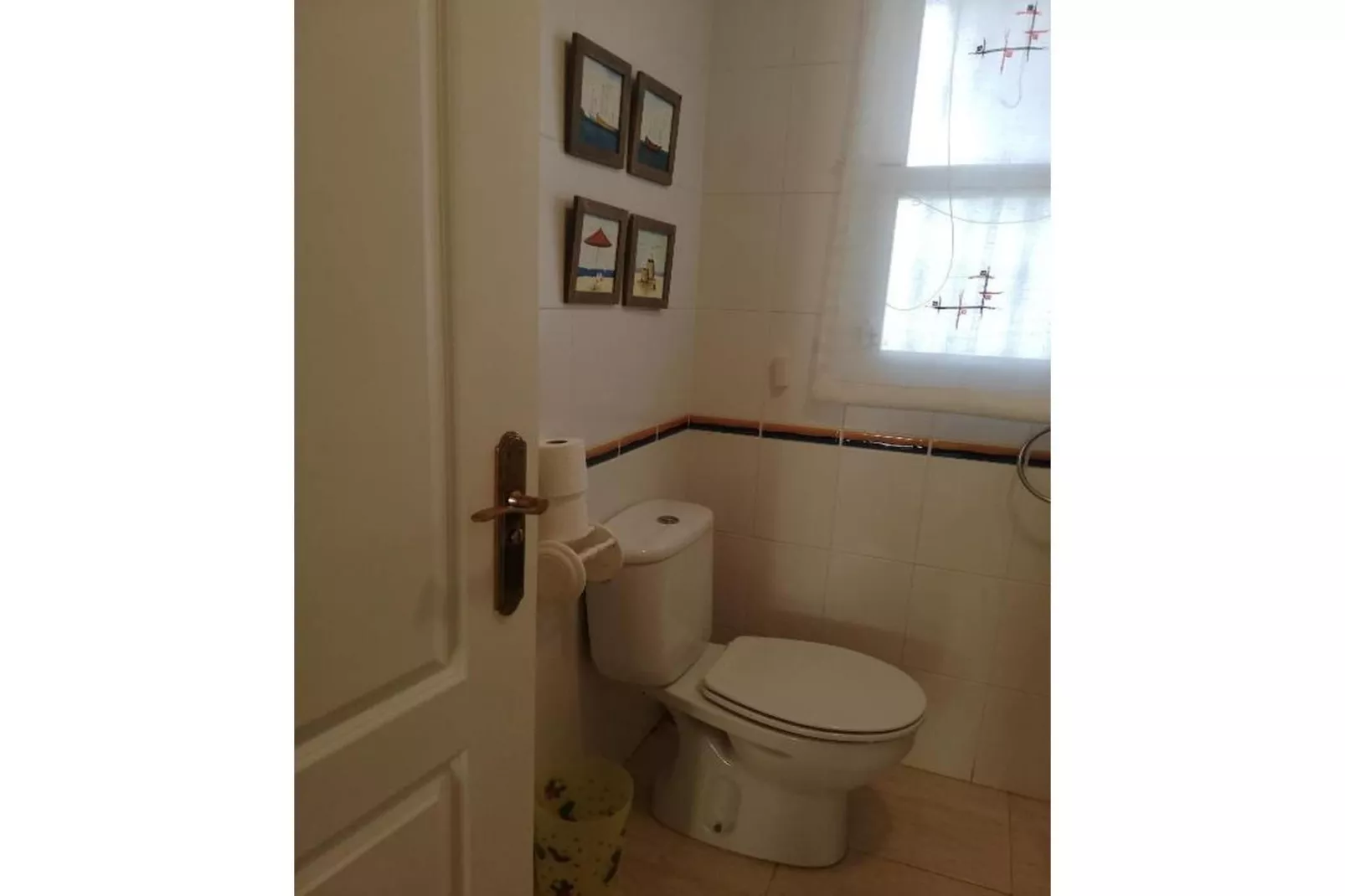 CT 345 AL - Faro's Cala Marques Townhouse-Badkamer