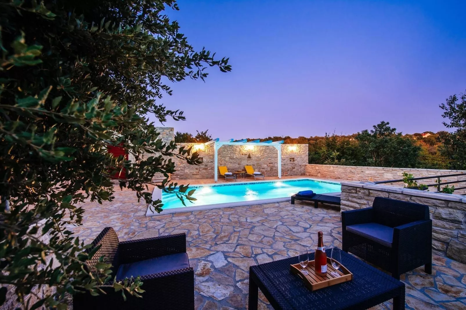 Holiday home Korlat-Terrasbalkon