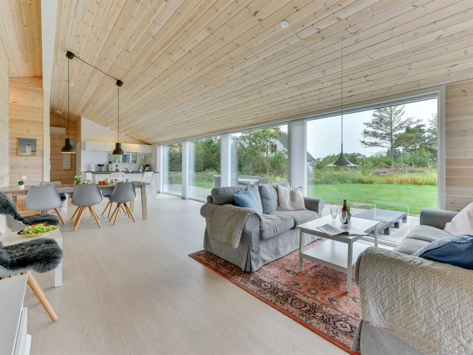 "Tindra" - 30m to the fjord-Binnen