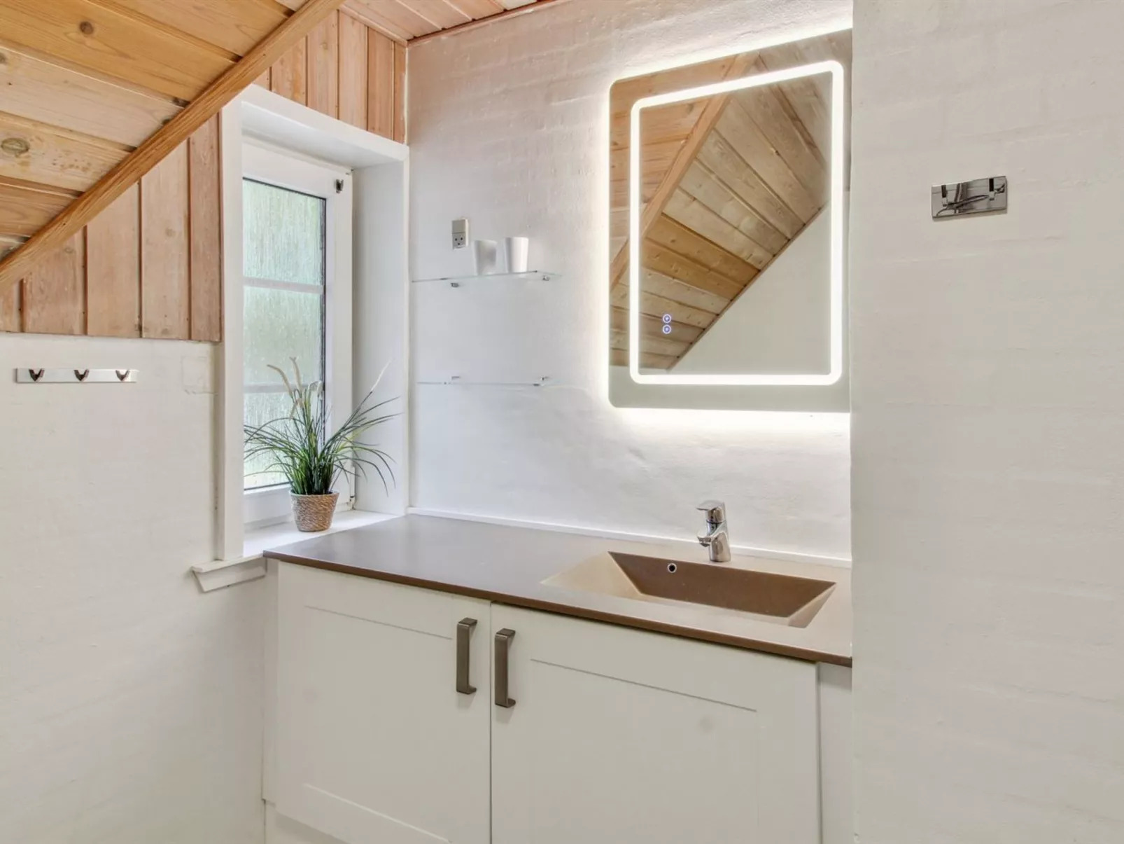 "Albin" - 2.8km from the sea-Binnen