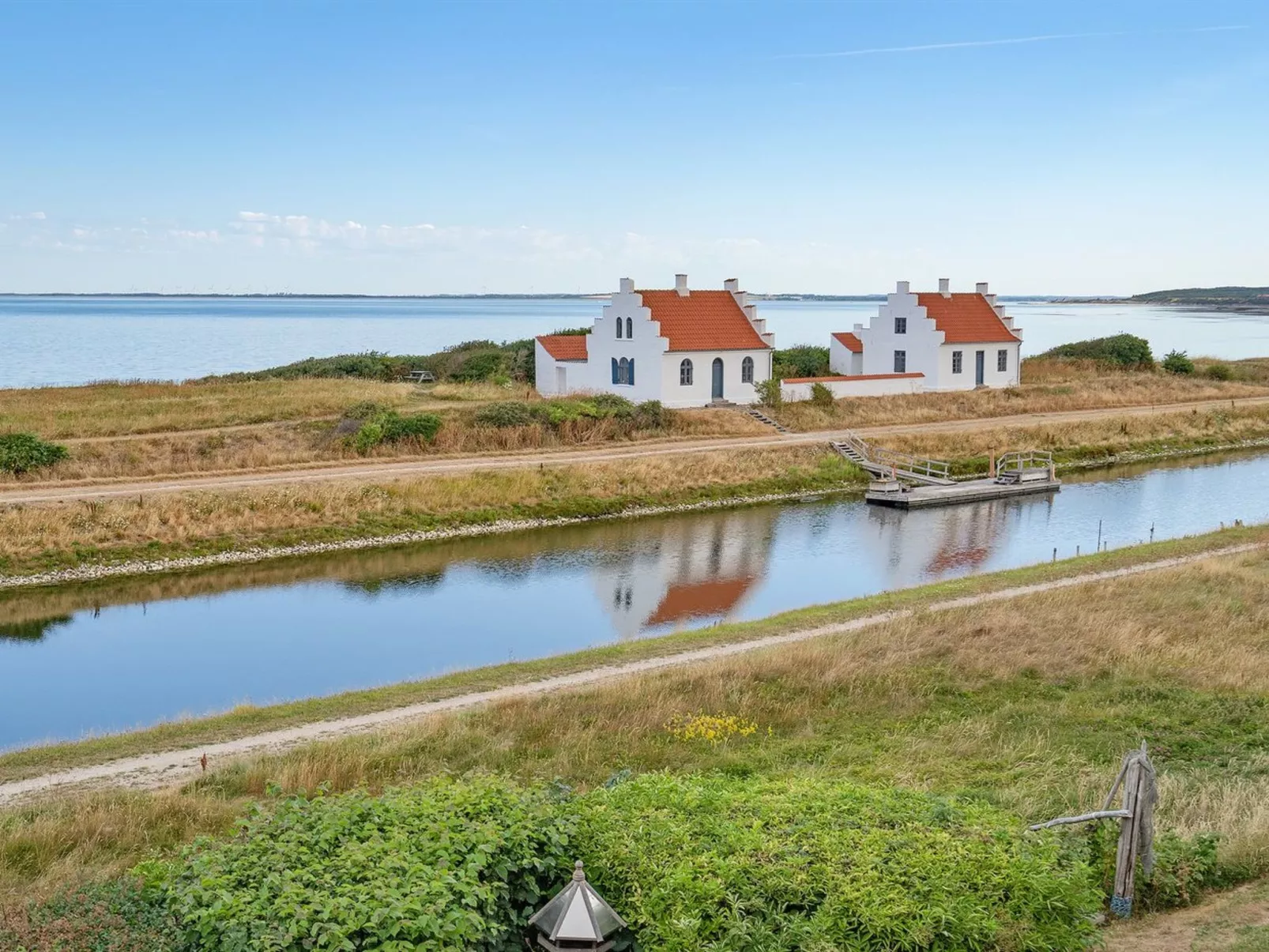 "Yorrick" - 50m to the fjord-Buiten