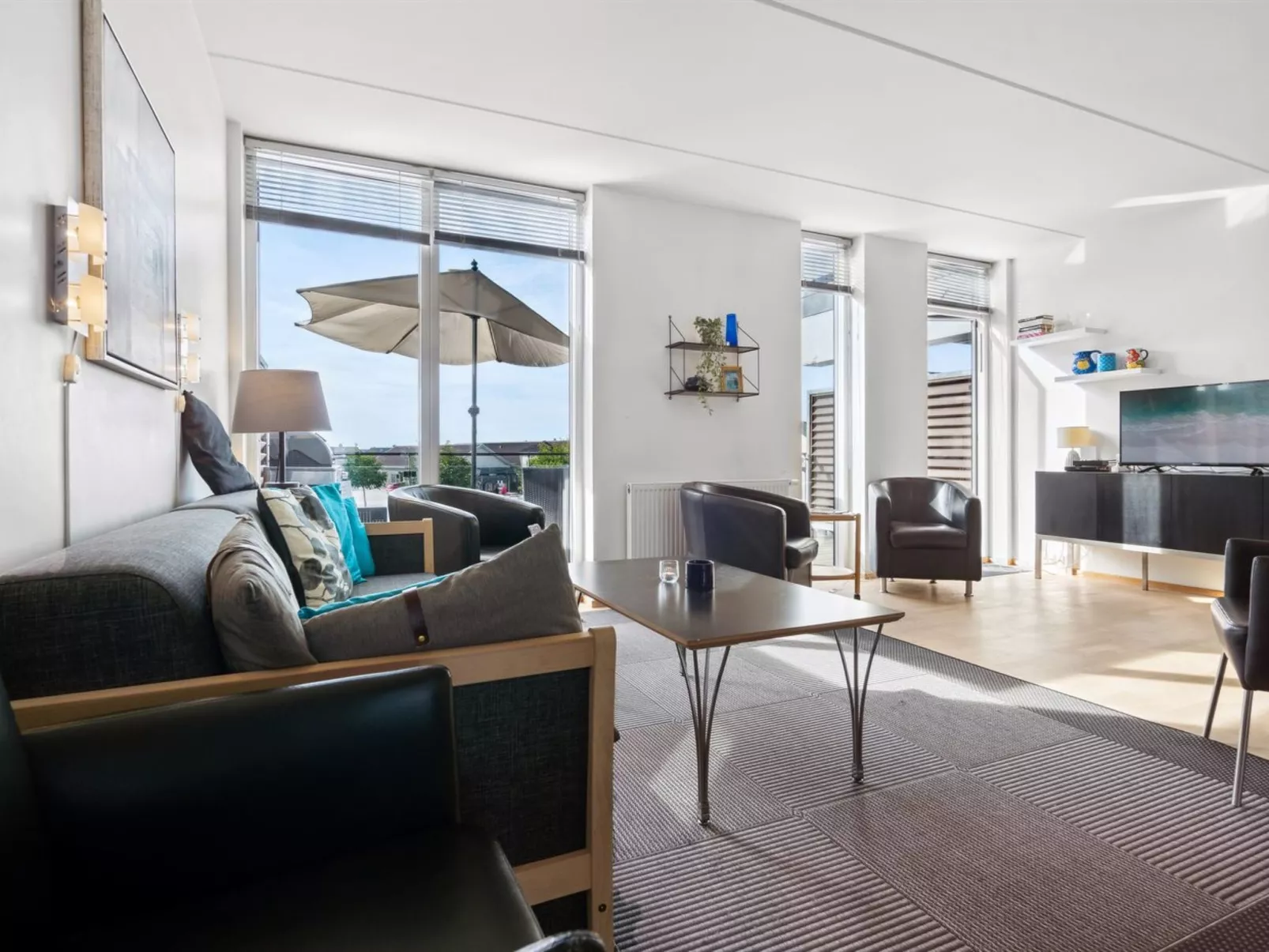 "Theis" - 100m from the sea-Binnen