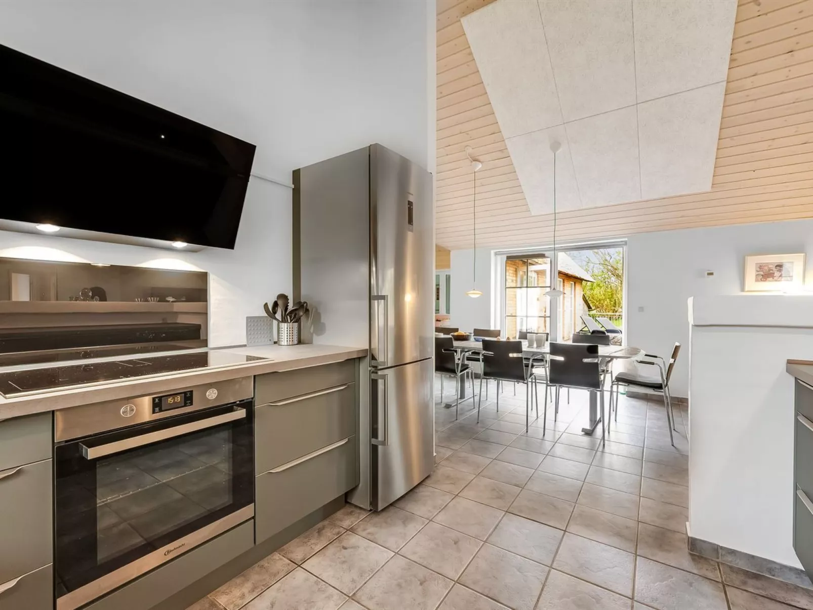 "Benthe" -  from the sea-Binnen