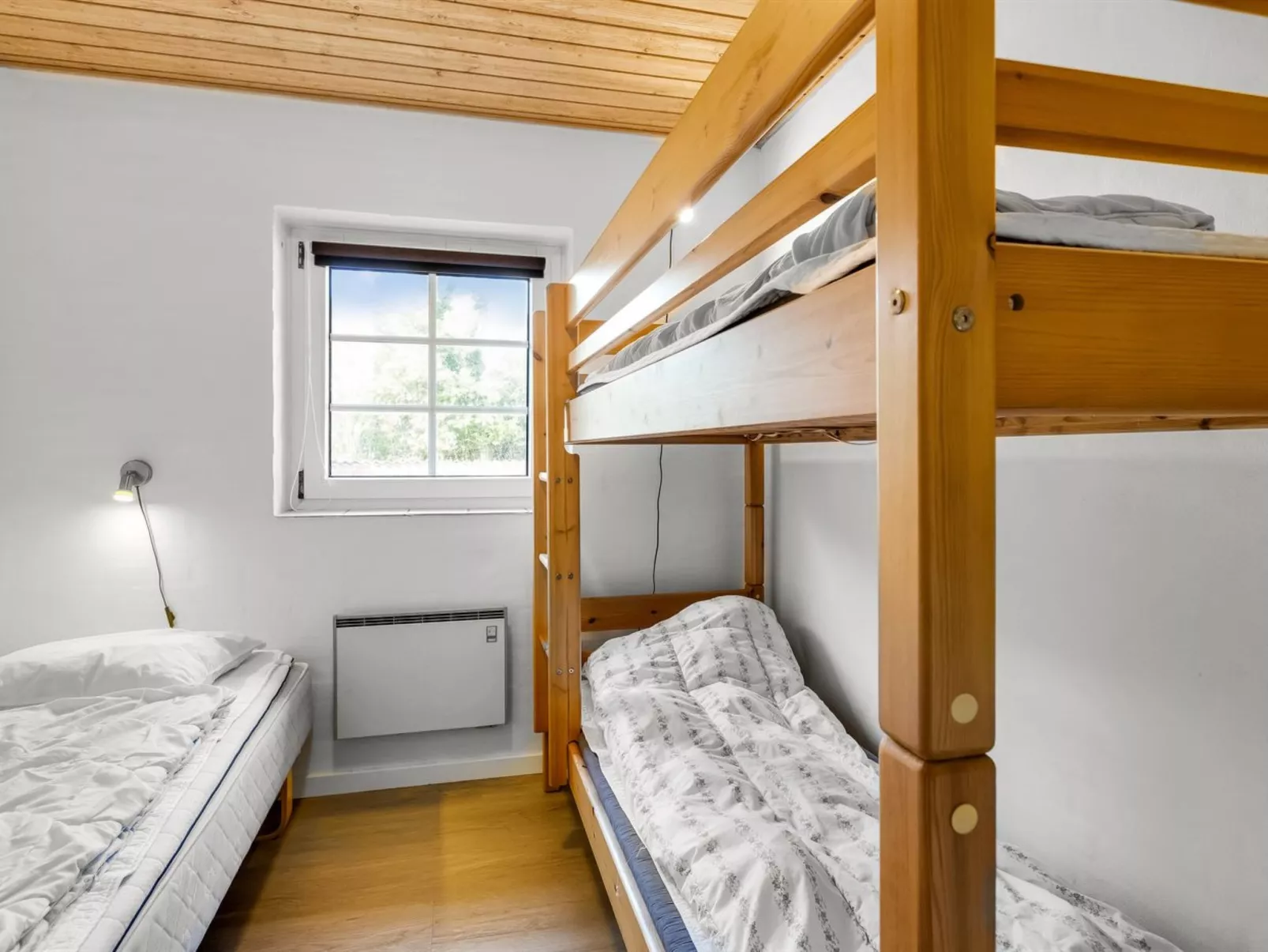 "Marilisa" - 700m to the fjord-Binnen