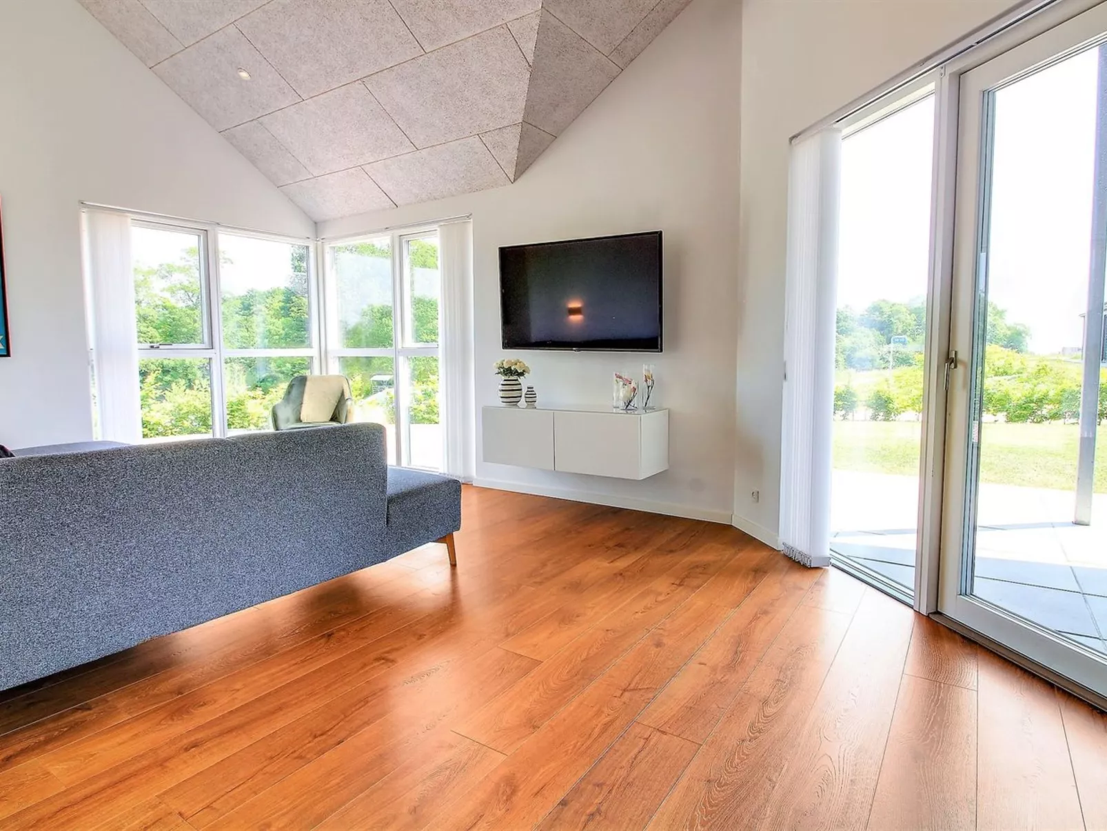 "Thorfin" - 200m from the sea-Binnen