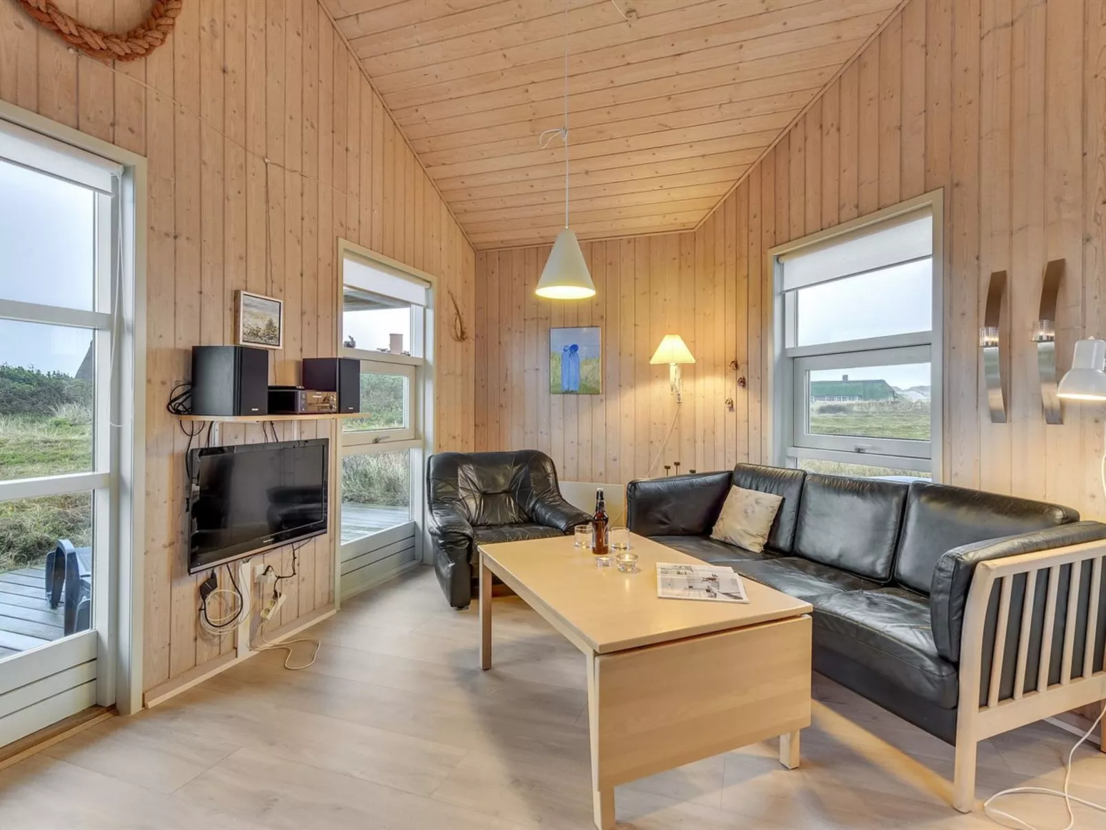 "Janni" - 250m from the sea-Binnen