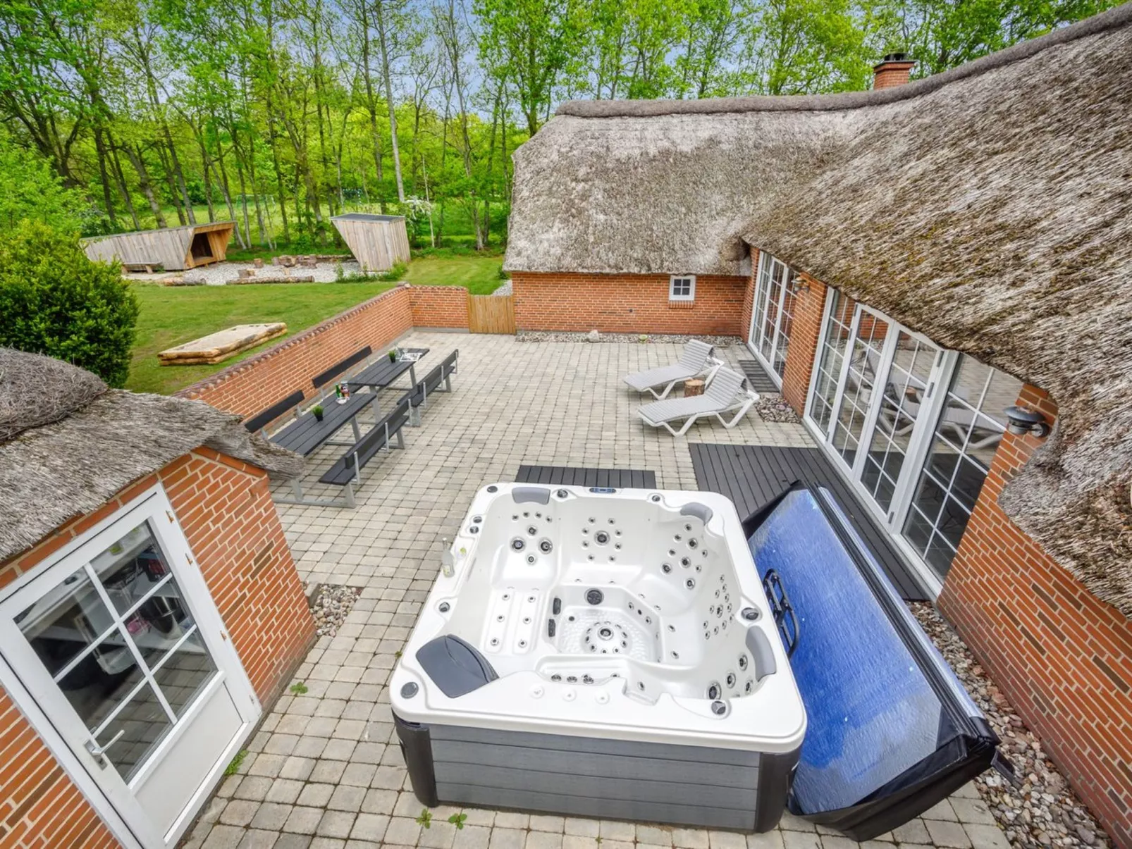 "Erla" - 2.3km from the sea-Buiten