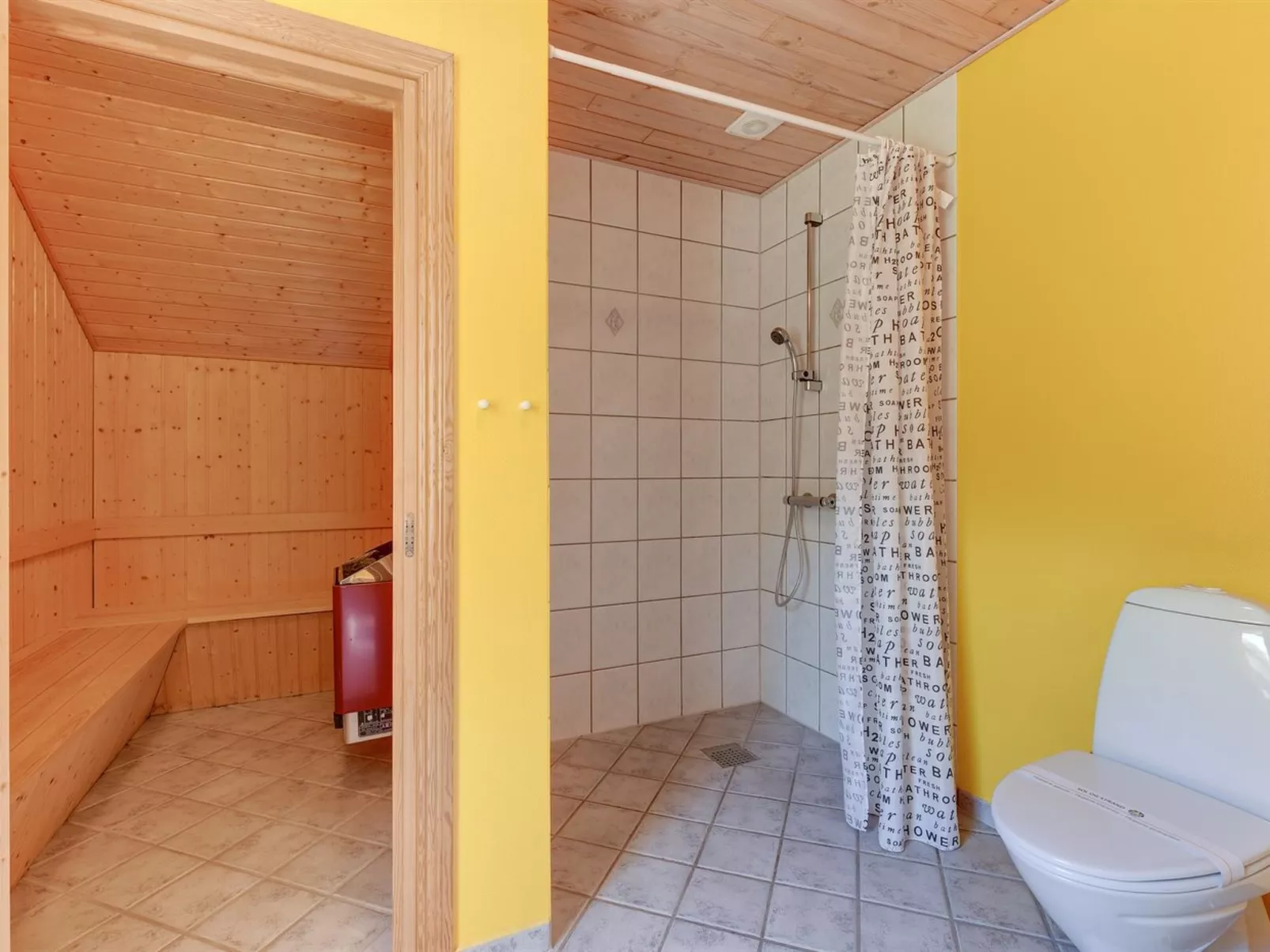 "Herlugh" - 1km to the fjord-Binnen