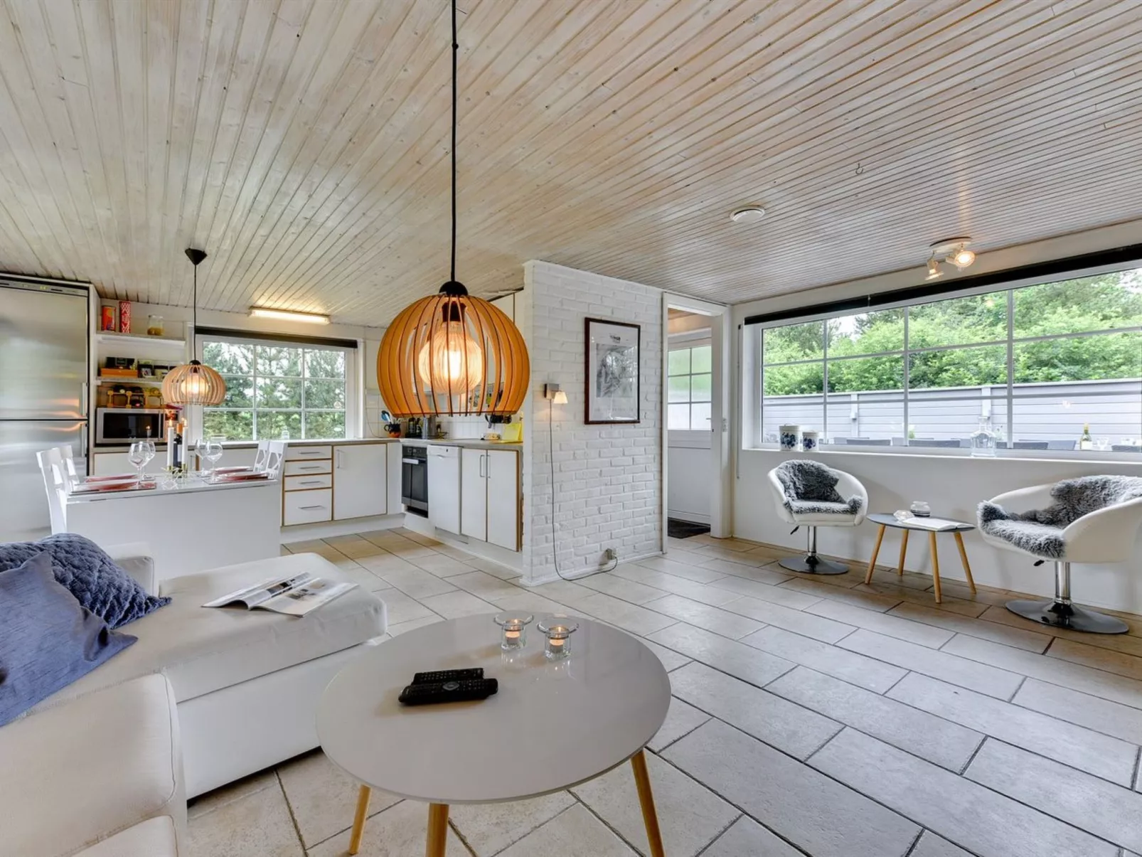 "Annelisa" - 200m to the fjord-Binnen