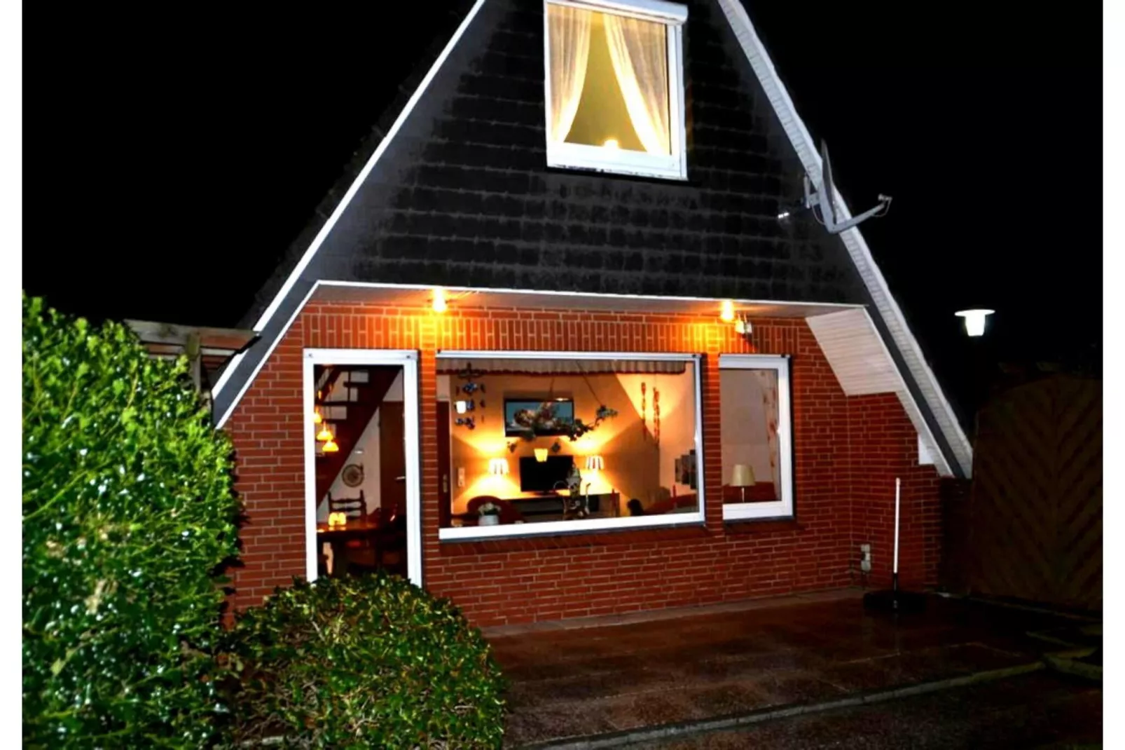 Ferienhaus Seeschwalbe-Buitenkant zomer