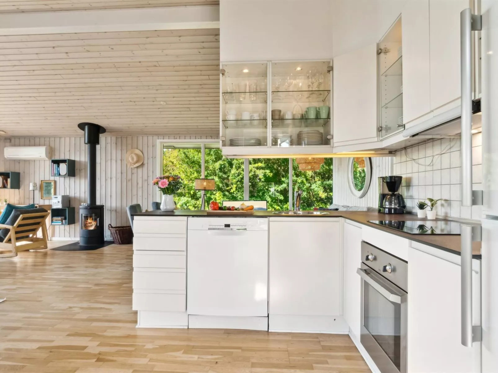 "Stygg" - 400m from the sea-Binnen