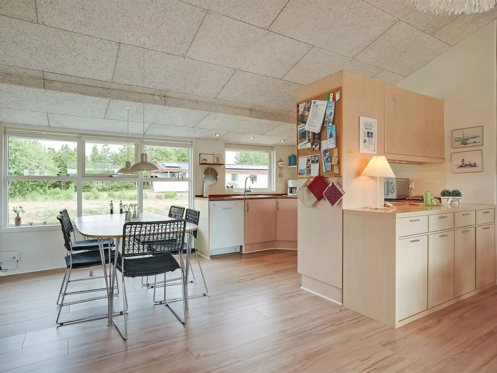 "Emilia" - 1.8km from the sea-Binnen