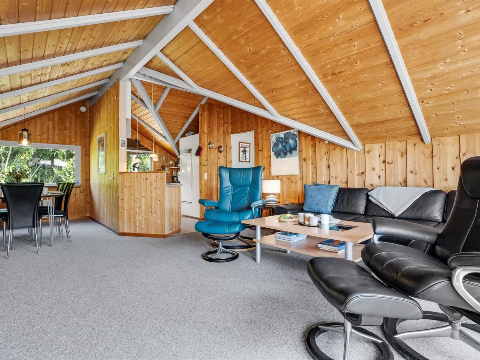 "Rusalina" - 400m from the sea-Binnen