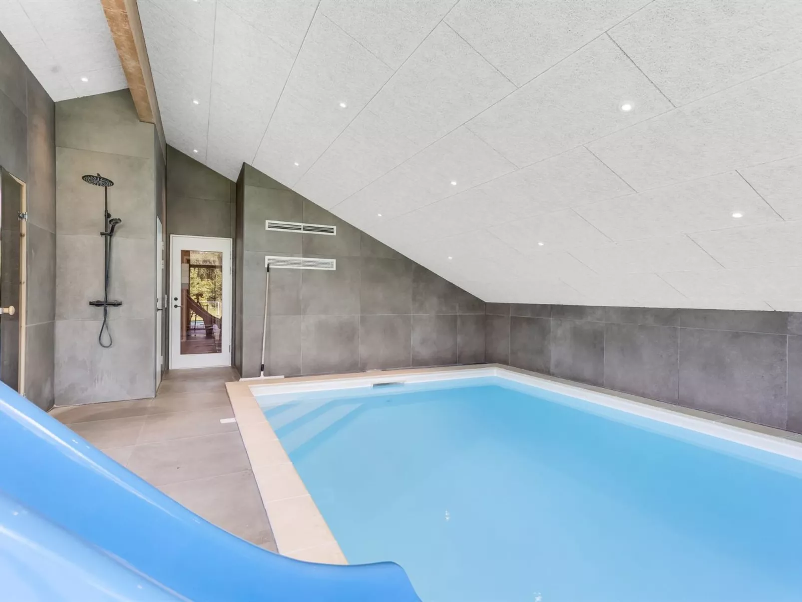 "Matild" - 400m from the sea-Buiten