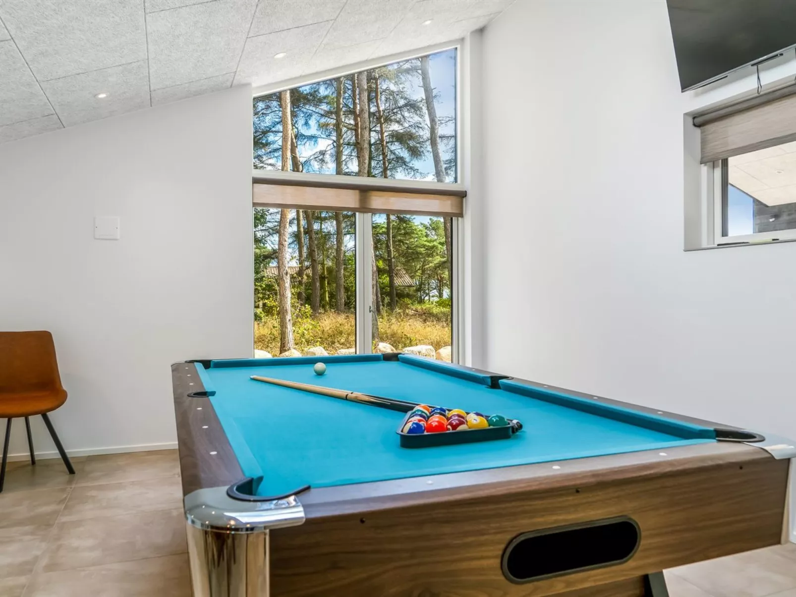 "Zoya" -  from the sea-Binnen