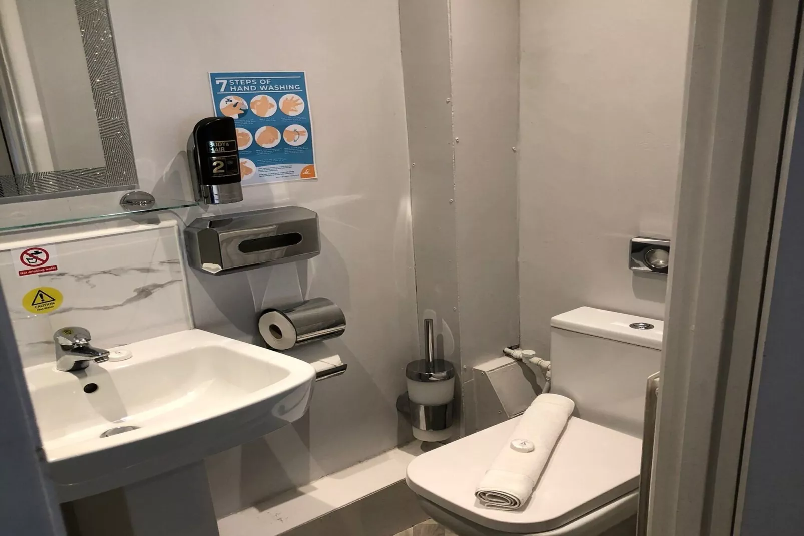 Deluxe Double Room-Badkamer