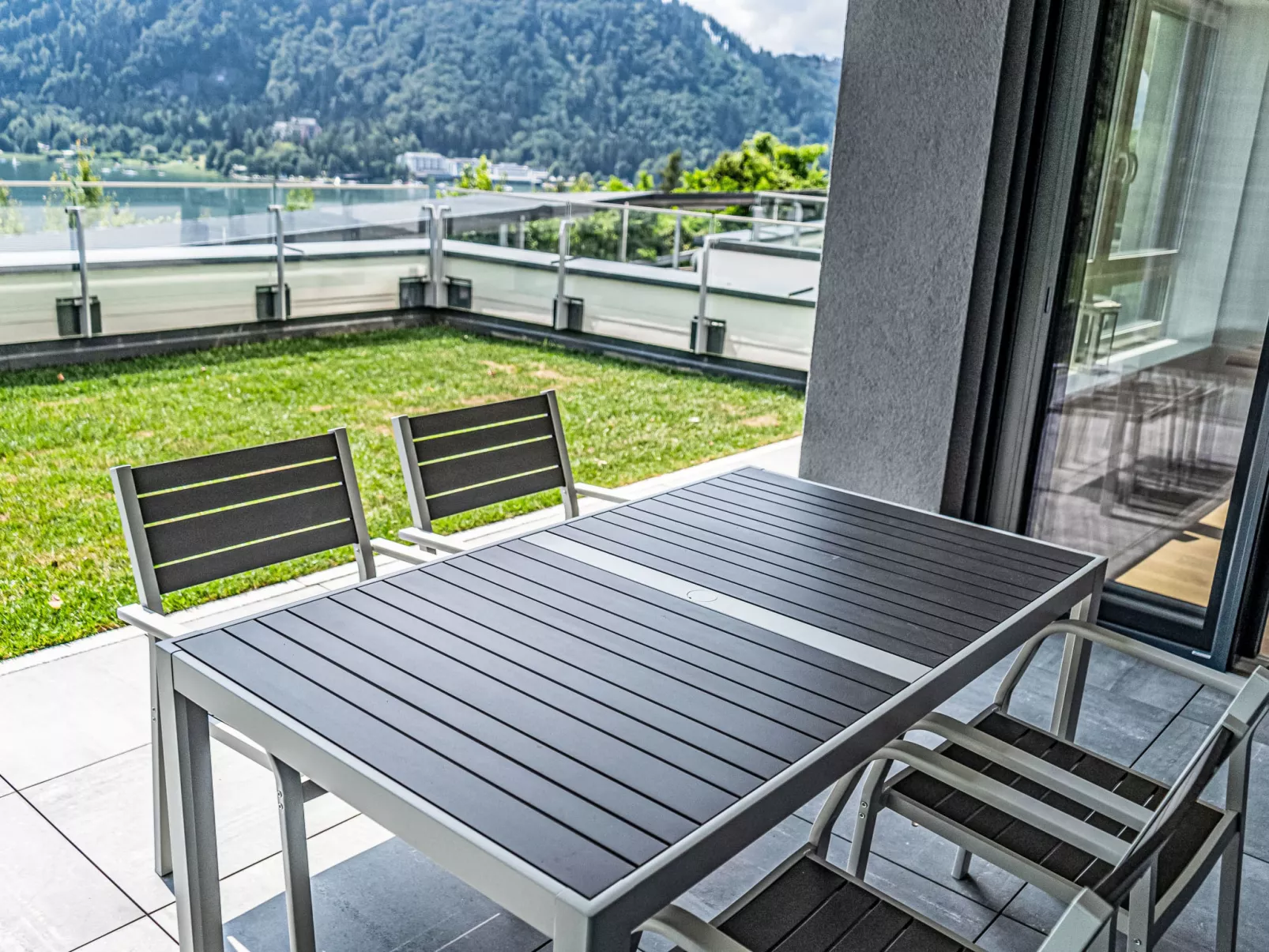 Top 5 Alpe maritima Seeblick+Bergkulisse-Buiten