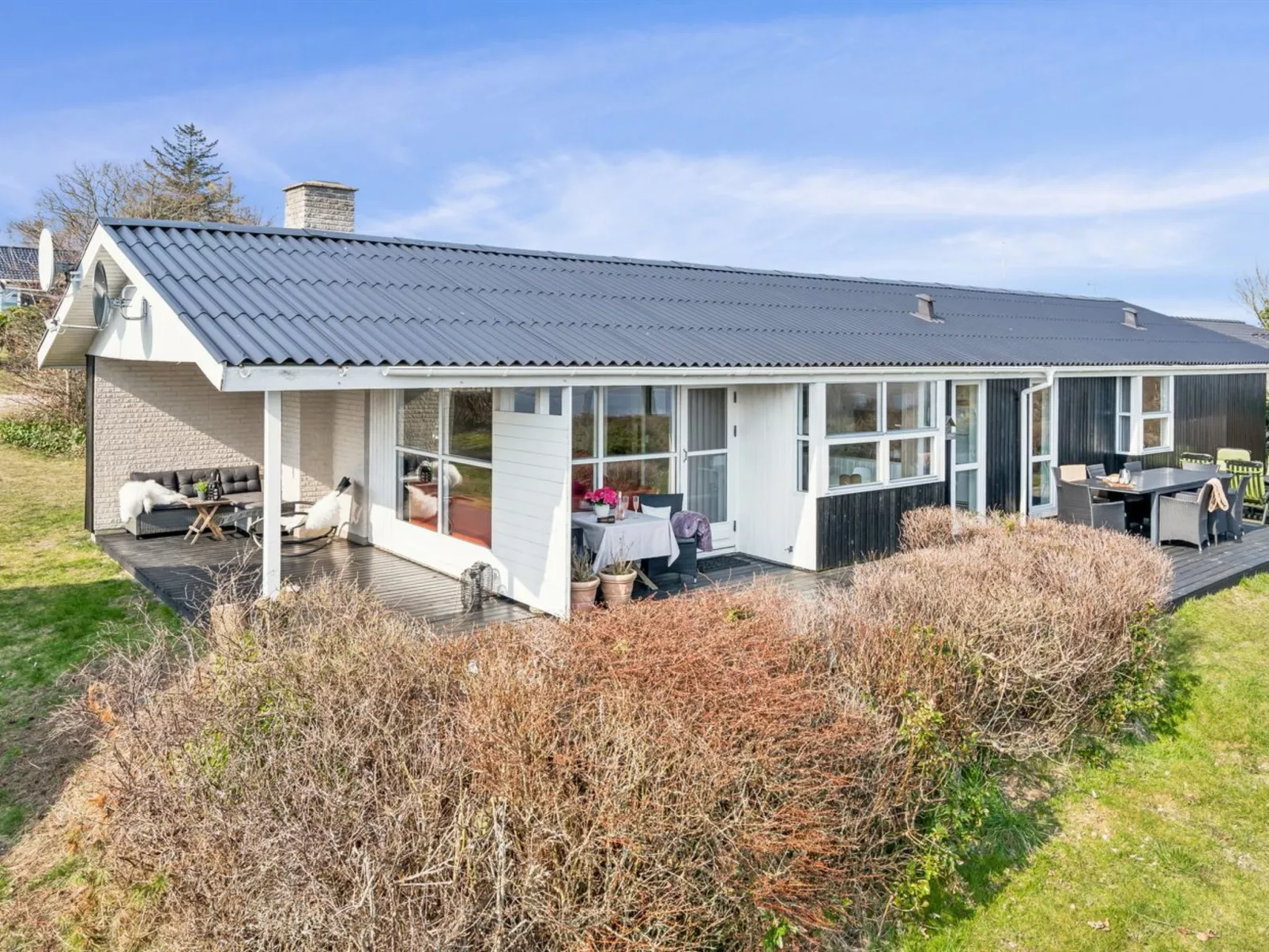 "Wrage" -  from the sea