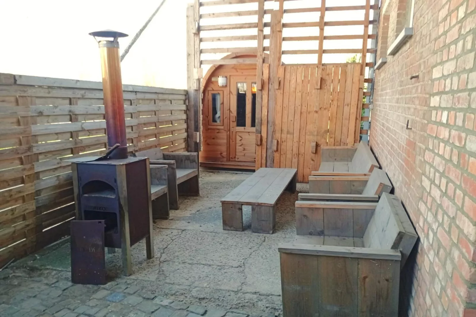 De Smishoeve volledig - met wellness-Terras