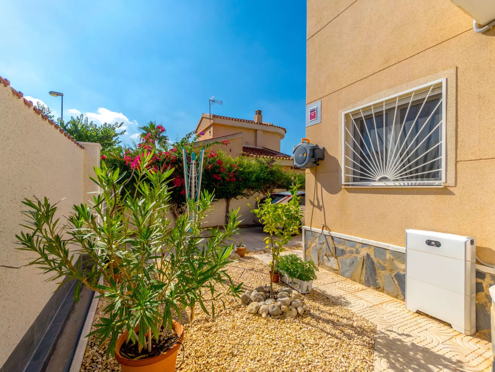 Villa Recorral-Buiten