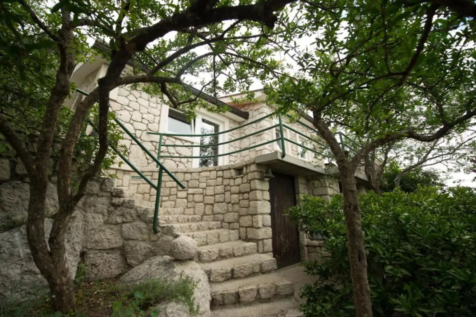 One-Bedroom Apartment With Lake View-Buitenlucht