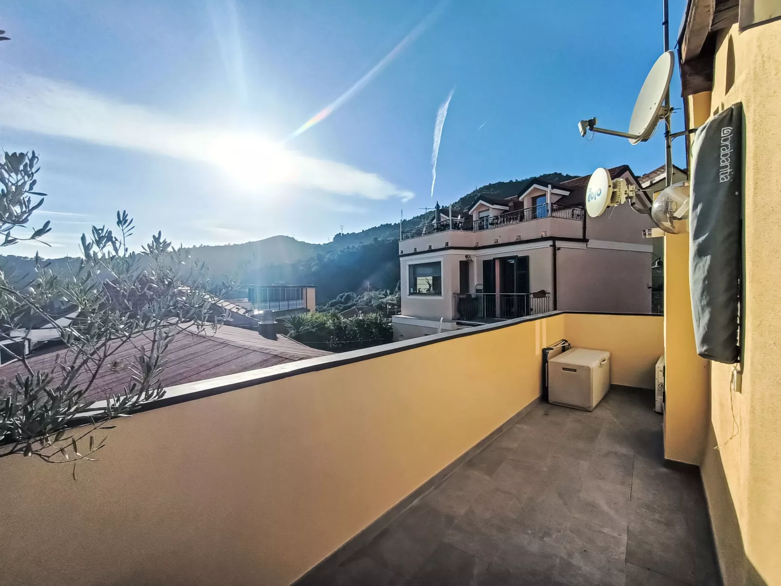 Terrazza con glicine-Buiten