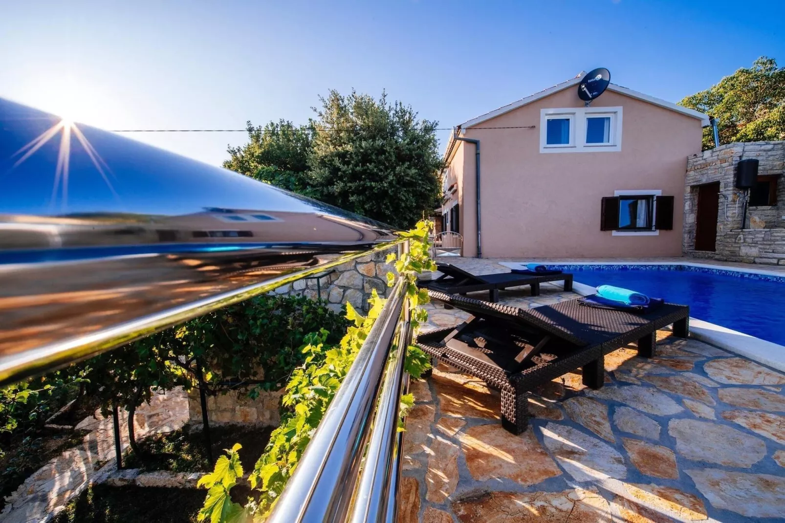 Holiday home Korlat-Terrasbalkon