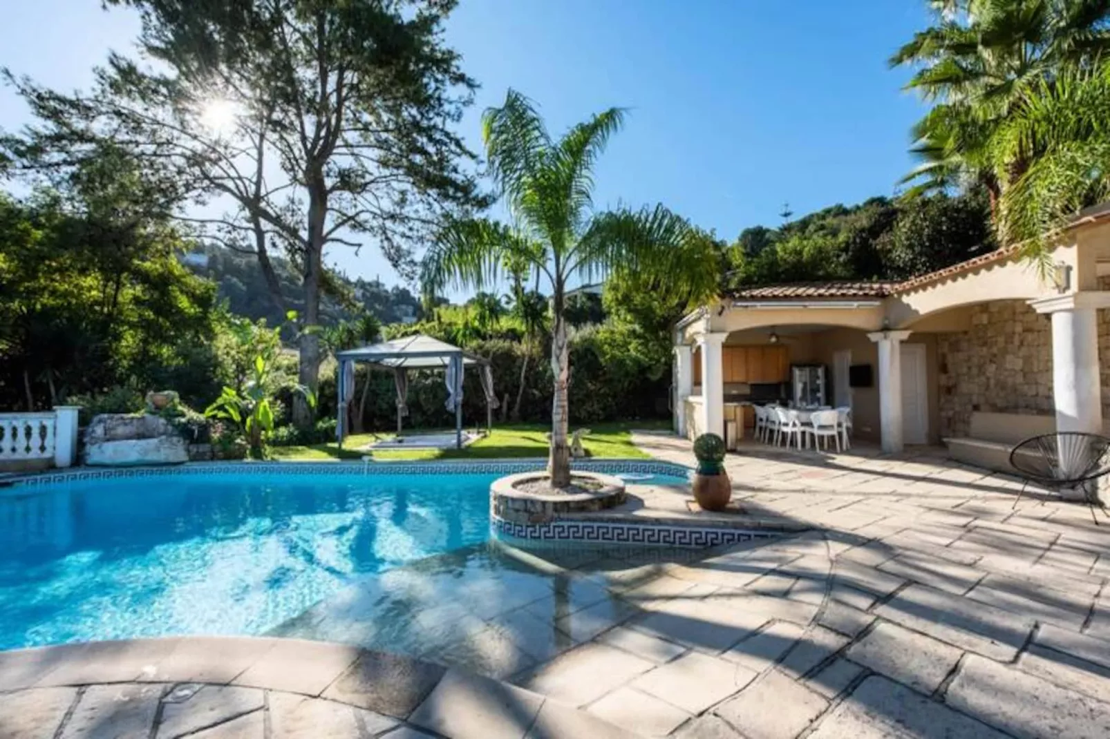 Résidence Villa 330m2, 6 Chambres, Piscine Chauff&eacute;e Jacuzzi-Niet-getagd