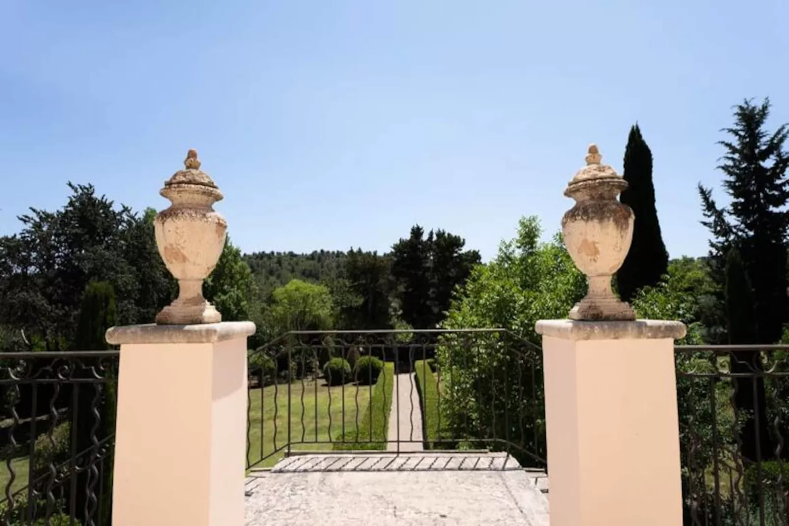 Domaine De La Rose Comtesse &ndash; L&rsquo;art Du Luxe Intimiste En Provence-Niet-getagd