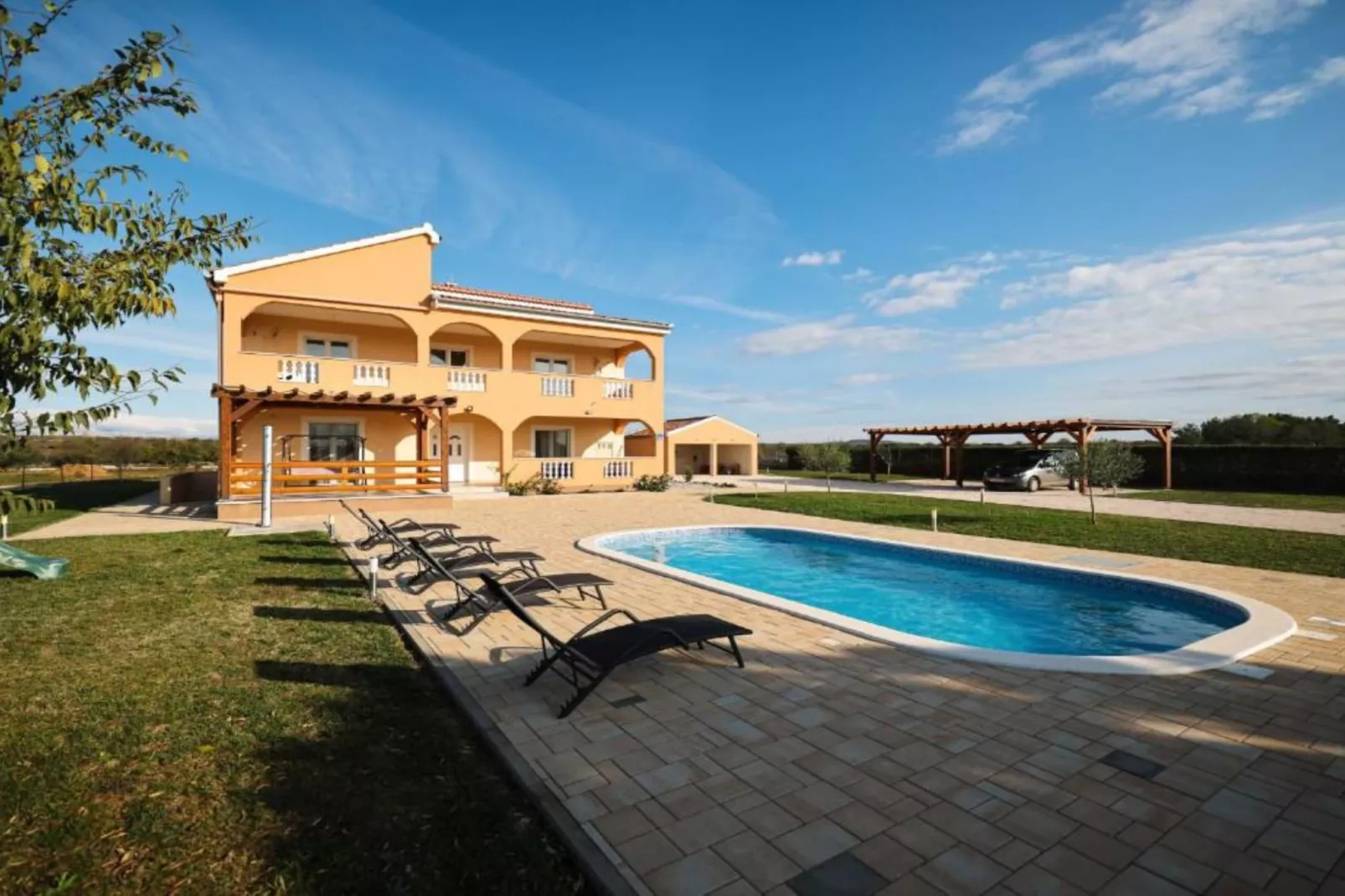 Villa Maja - Three bedroom villa with pool-Zwembad
