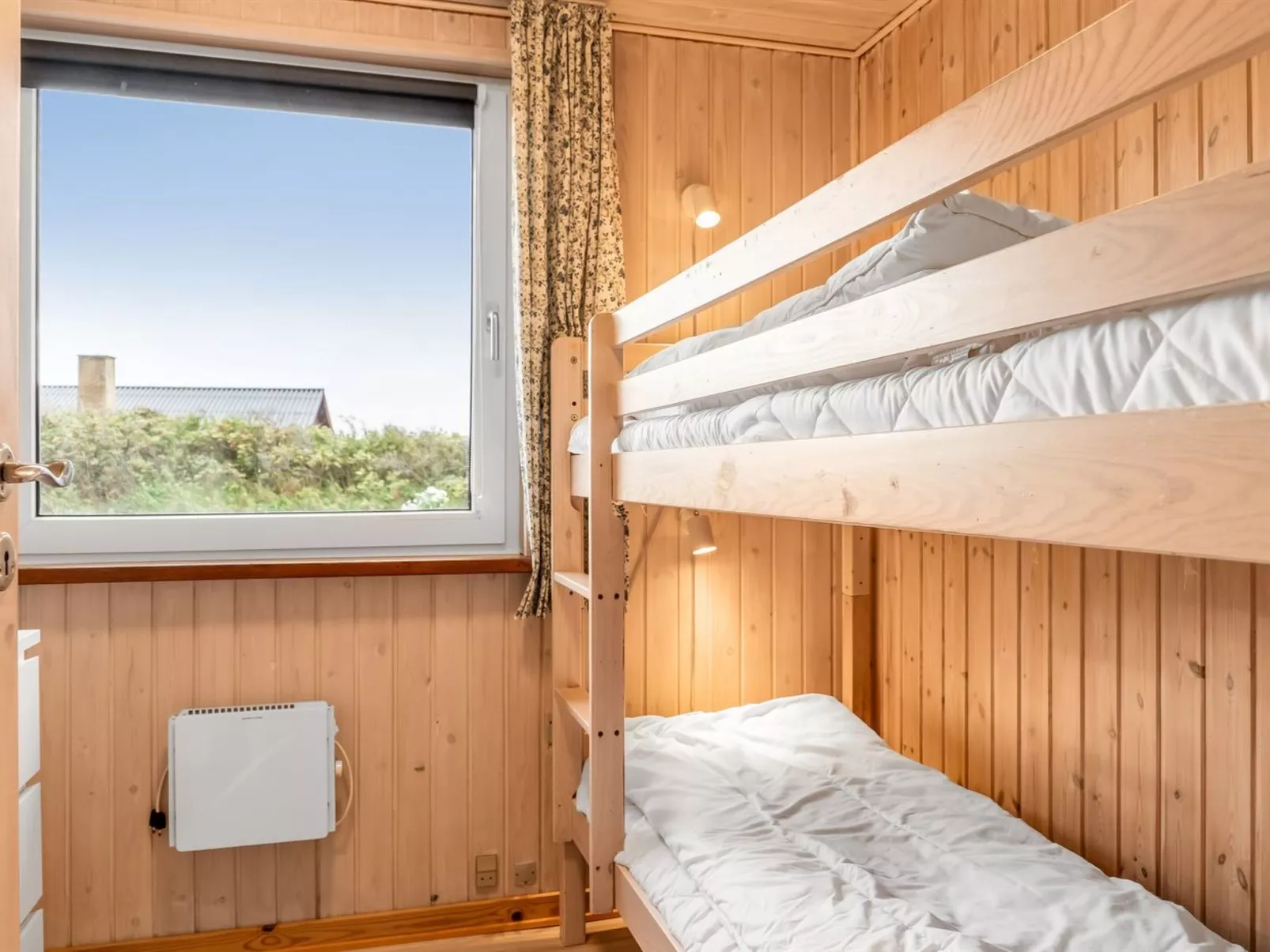 "Raadengaard" - 400m from the sea-Binnen