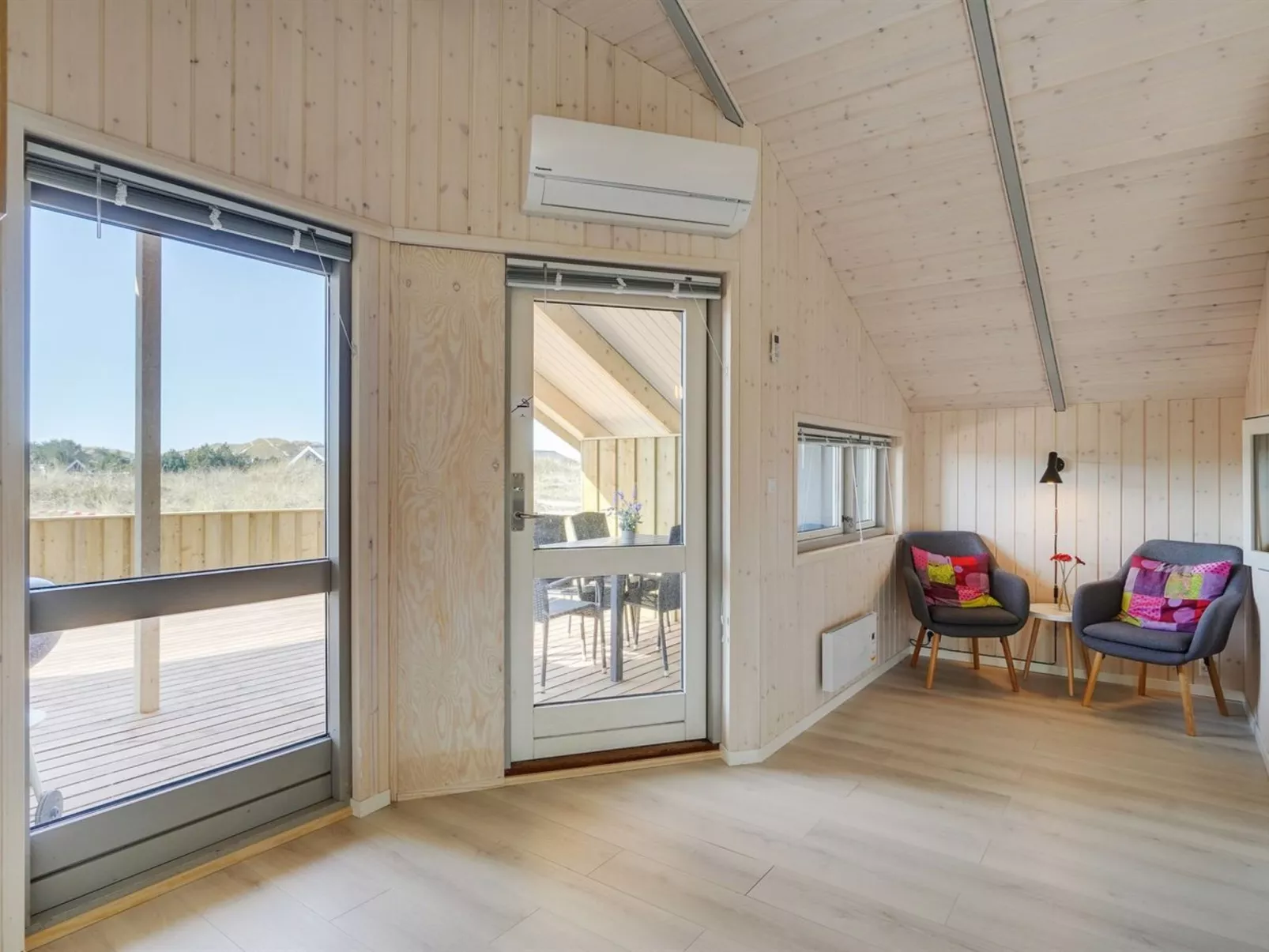 "Estella" - 500m to the fjord-Binnen