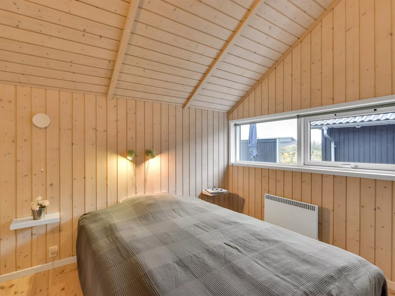 "Christan" - 1.2km from the sea-Binnen