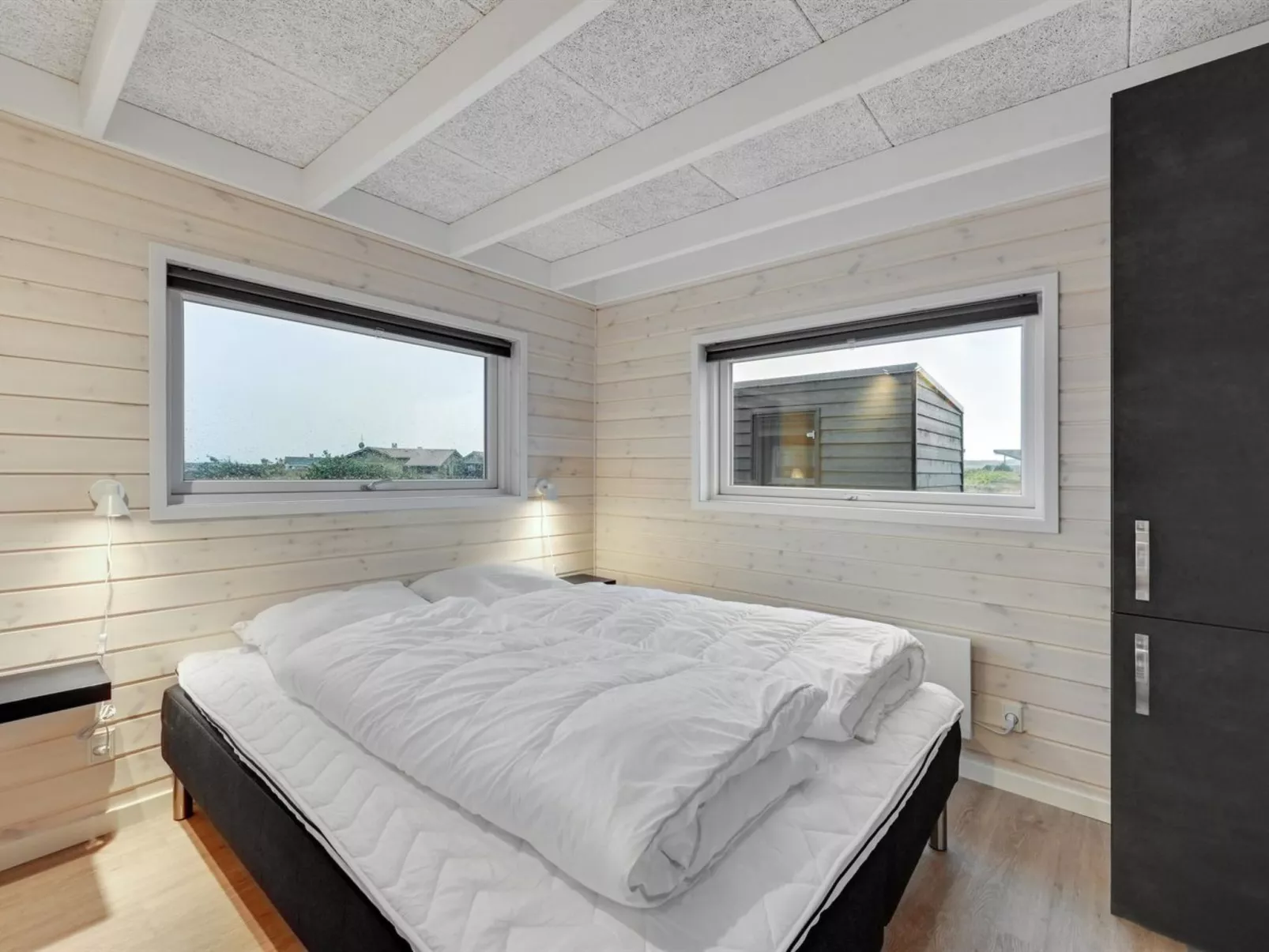 "Tola" - 450m from the sea-Binnen