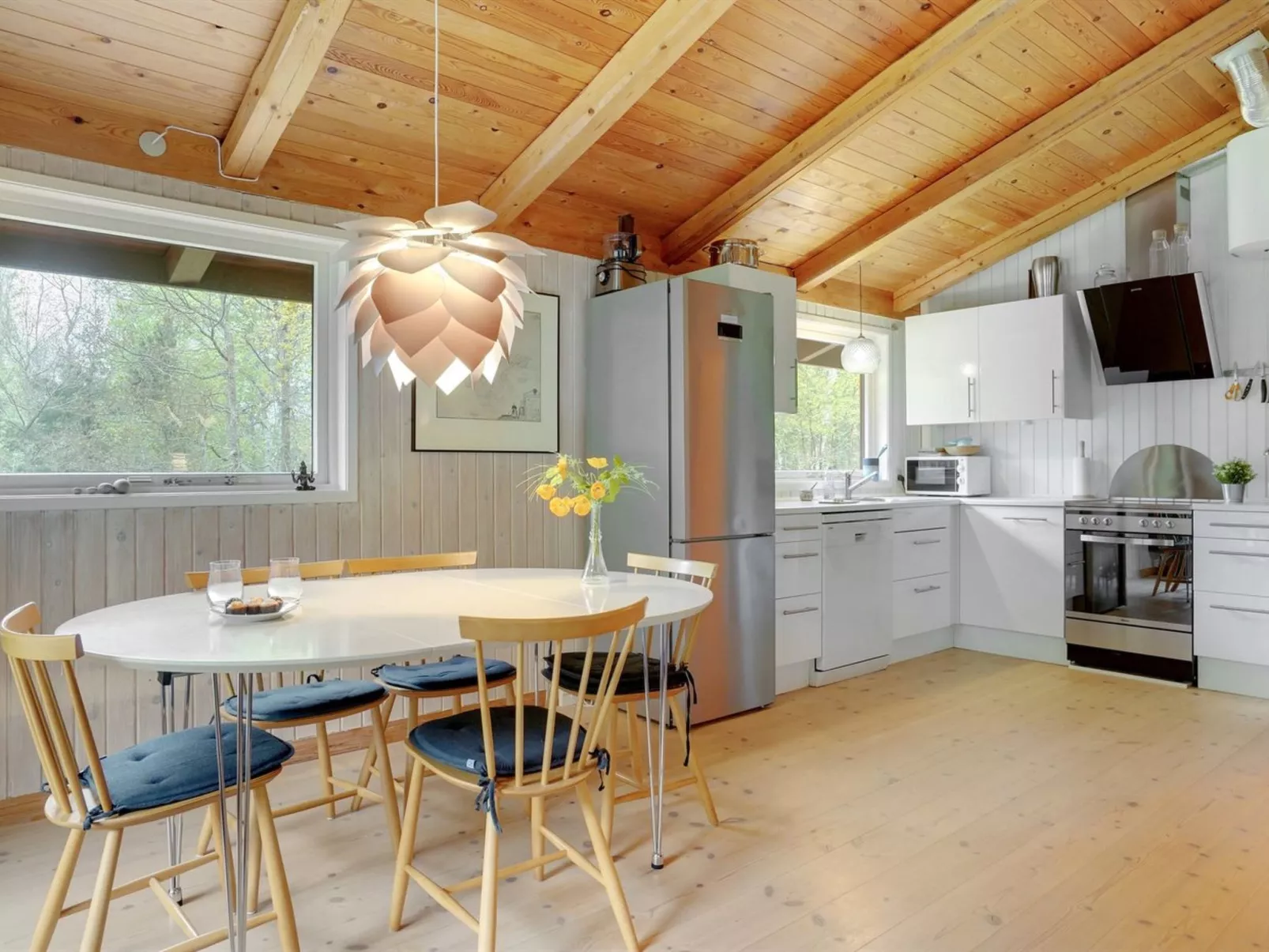 "Thorger" - 5km from the sea-Binnen