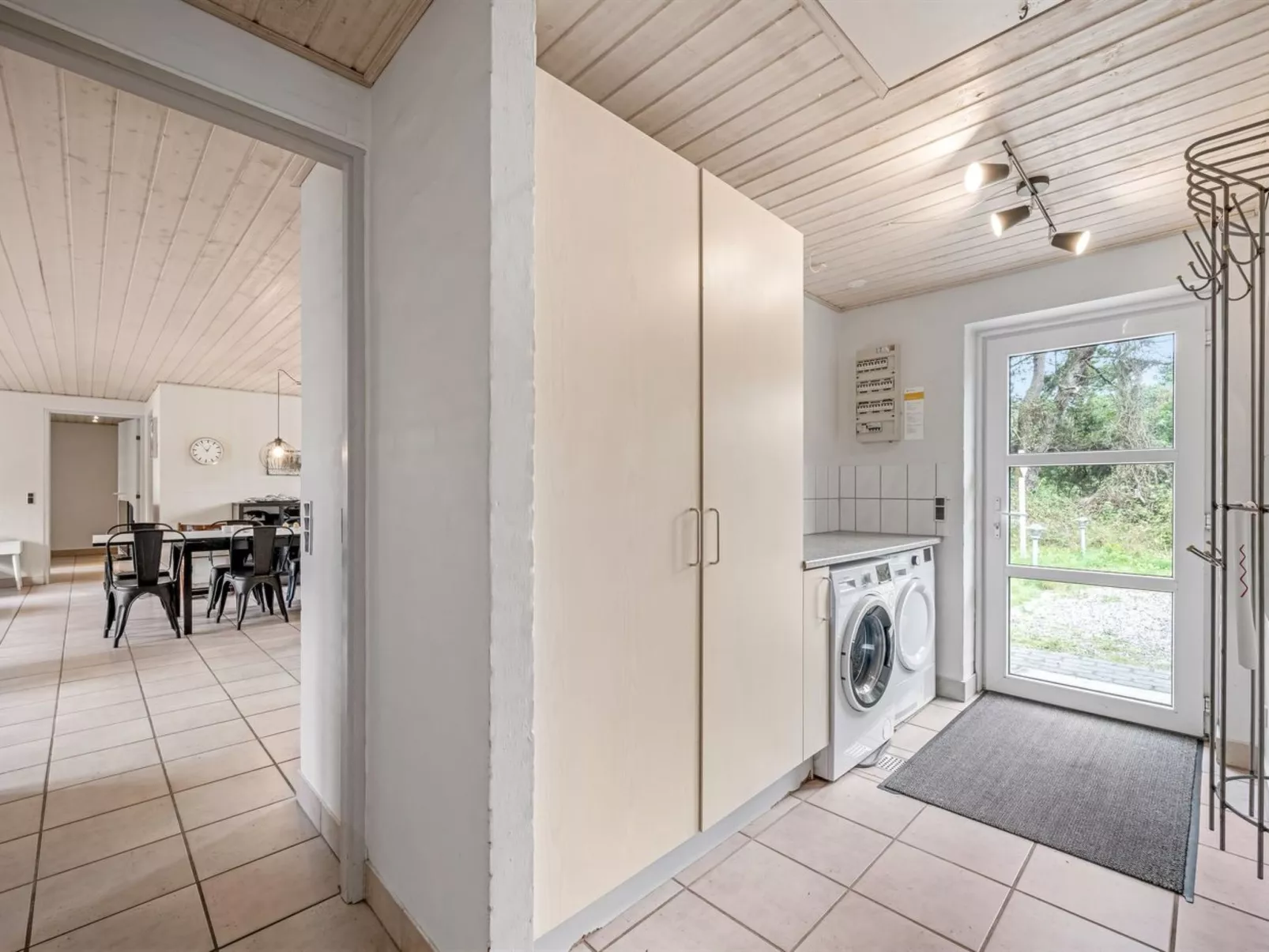 "Hedi" - 900m from the sea-Binnen