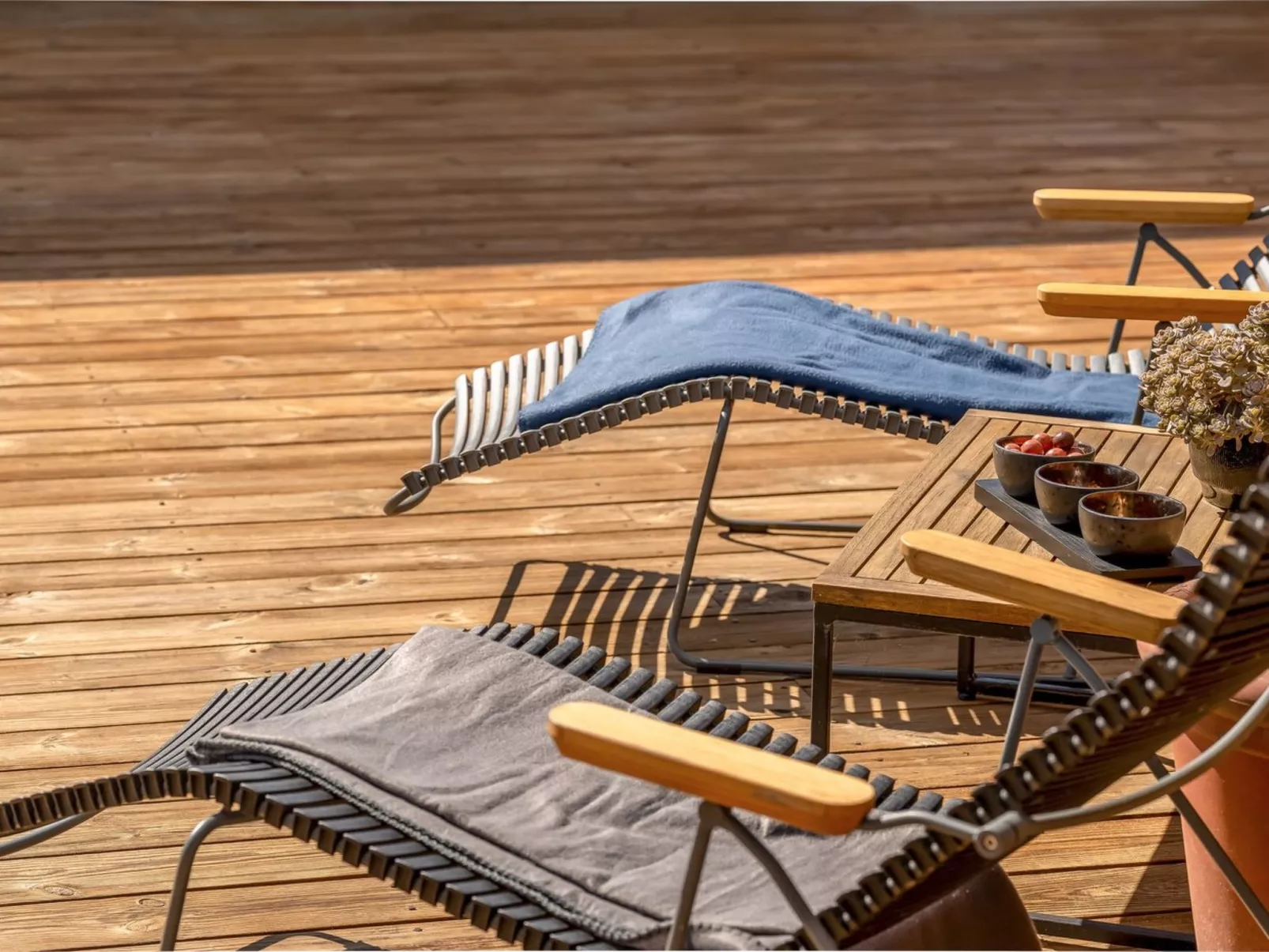 "Gizella" - 500m to the fjord-Buiten