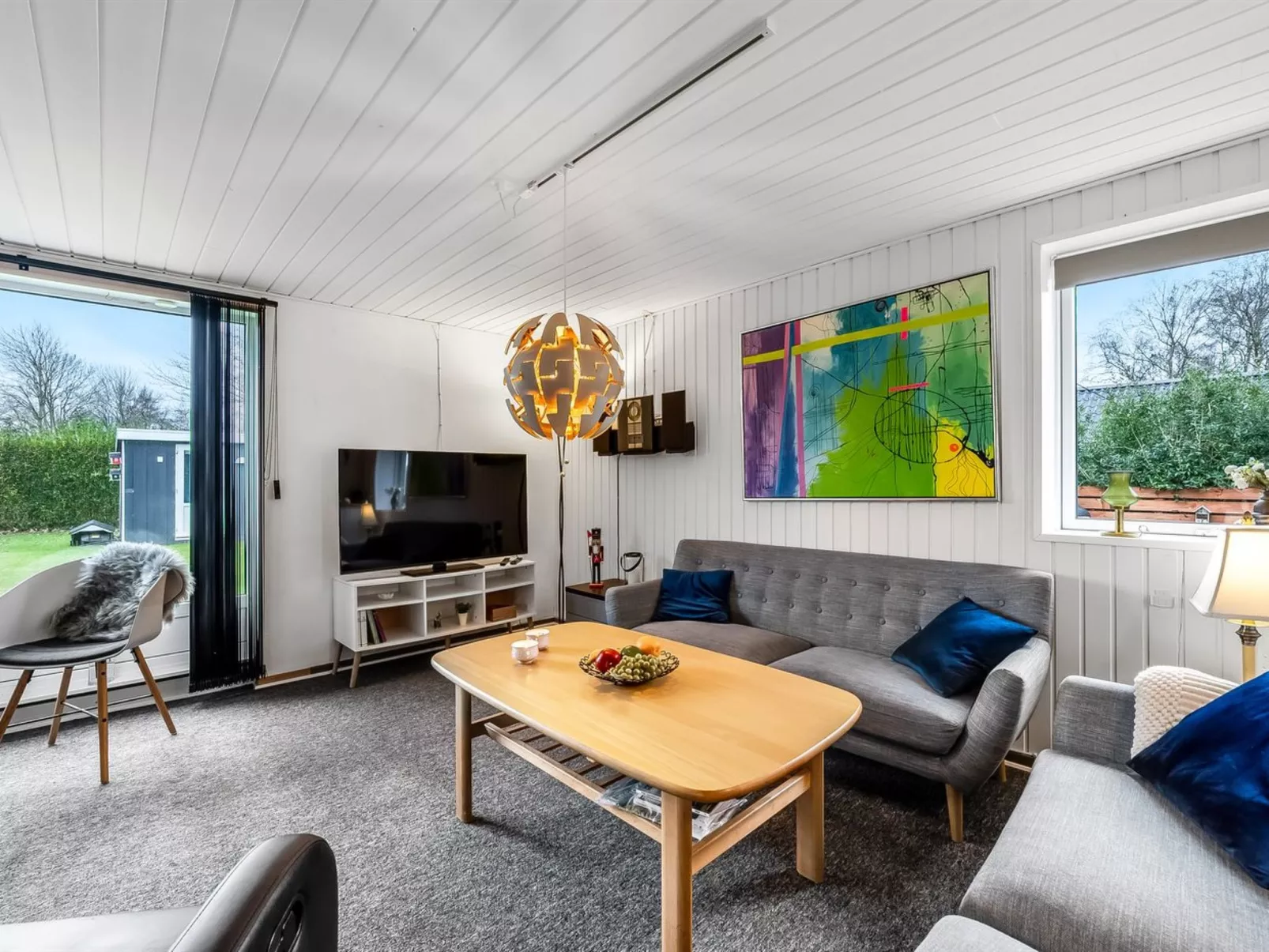 "Kjartan" - 32m to the fjord-Binnen