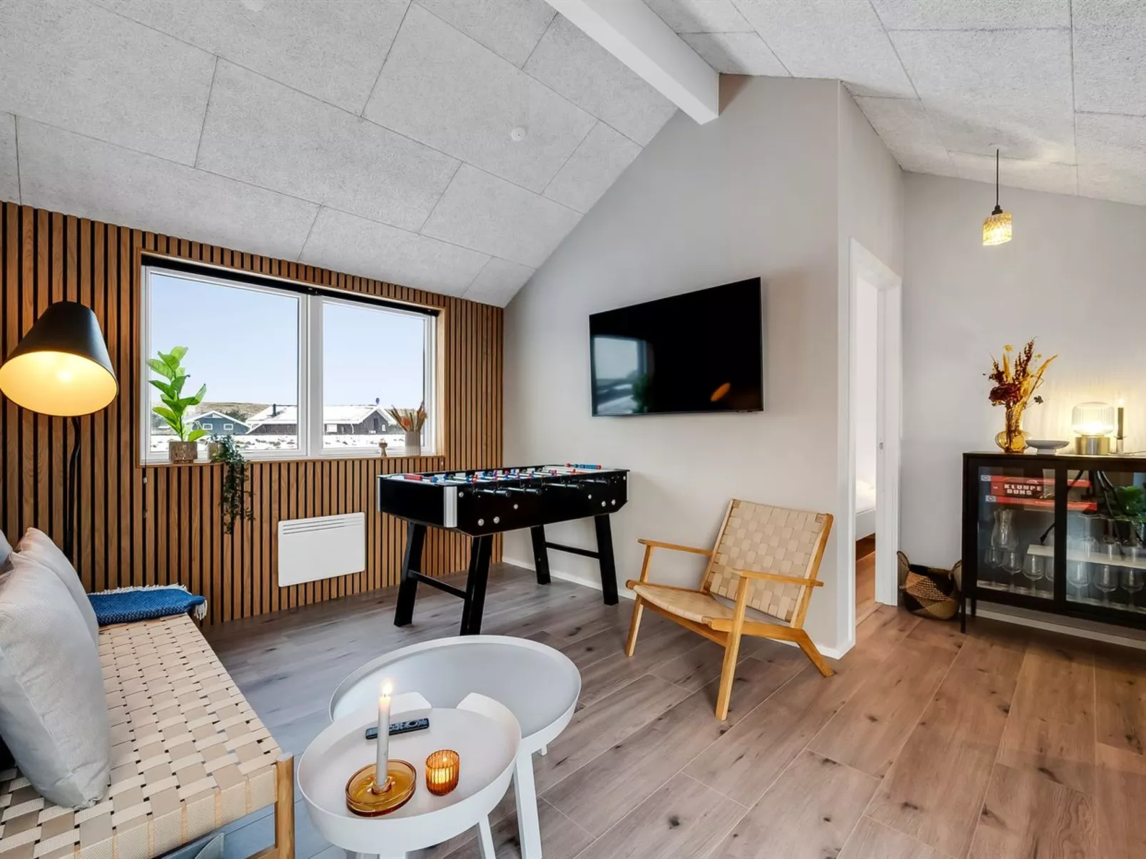 "Ivar" - 300m from the sea-Binnen