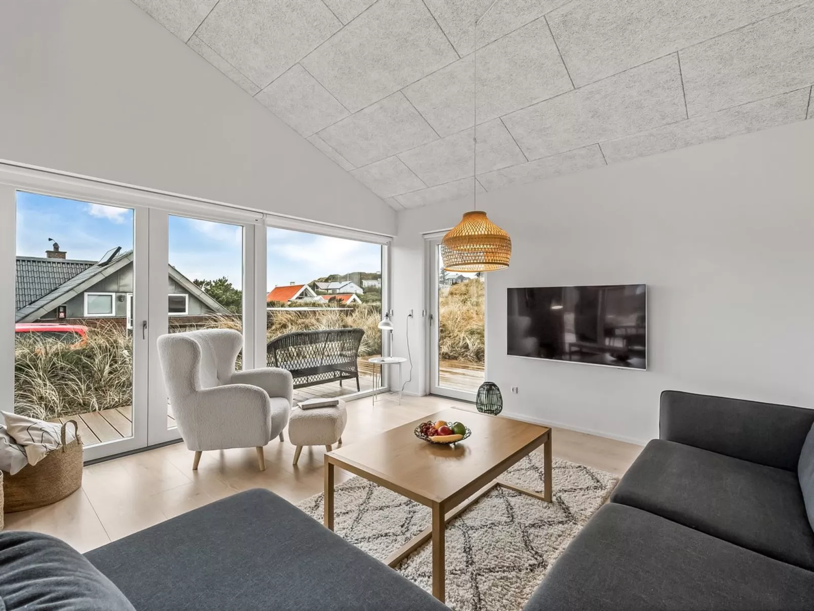 "Chenoa" - 350m from the sea-Binnen