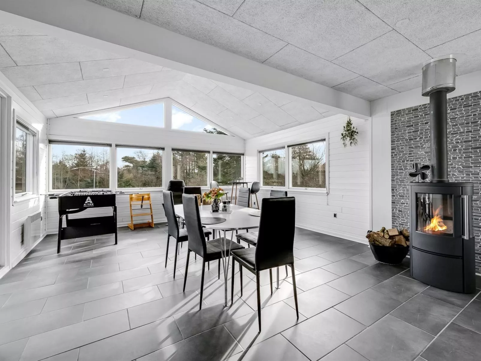 "Amine" - 300m to the fjord-Binnen