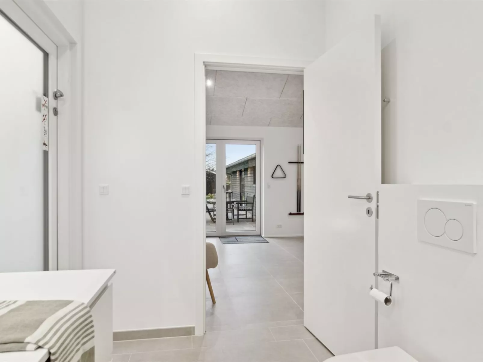 "Christian" - 600m from the sea-Binnen